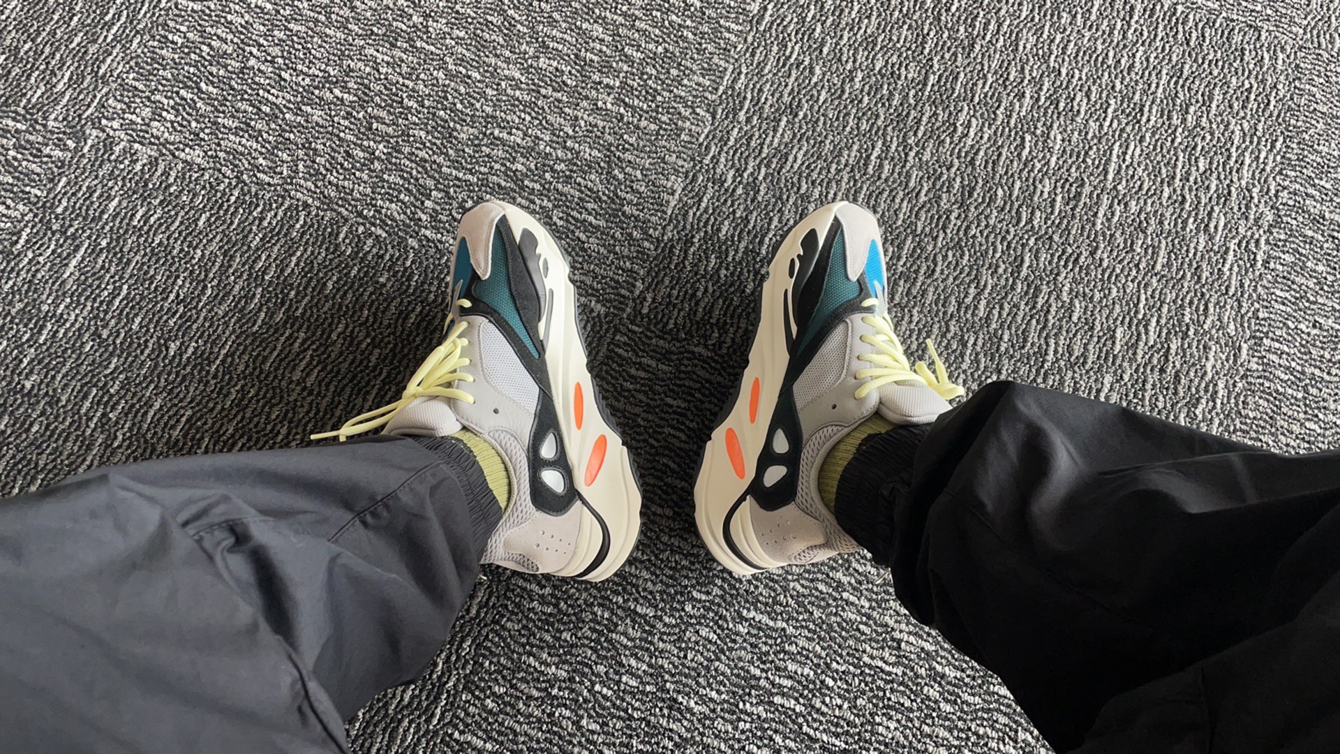 custom review-adidas originals Yeezy Boost 700 'Wave Runner' 2018