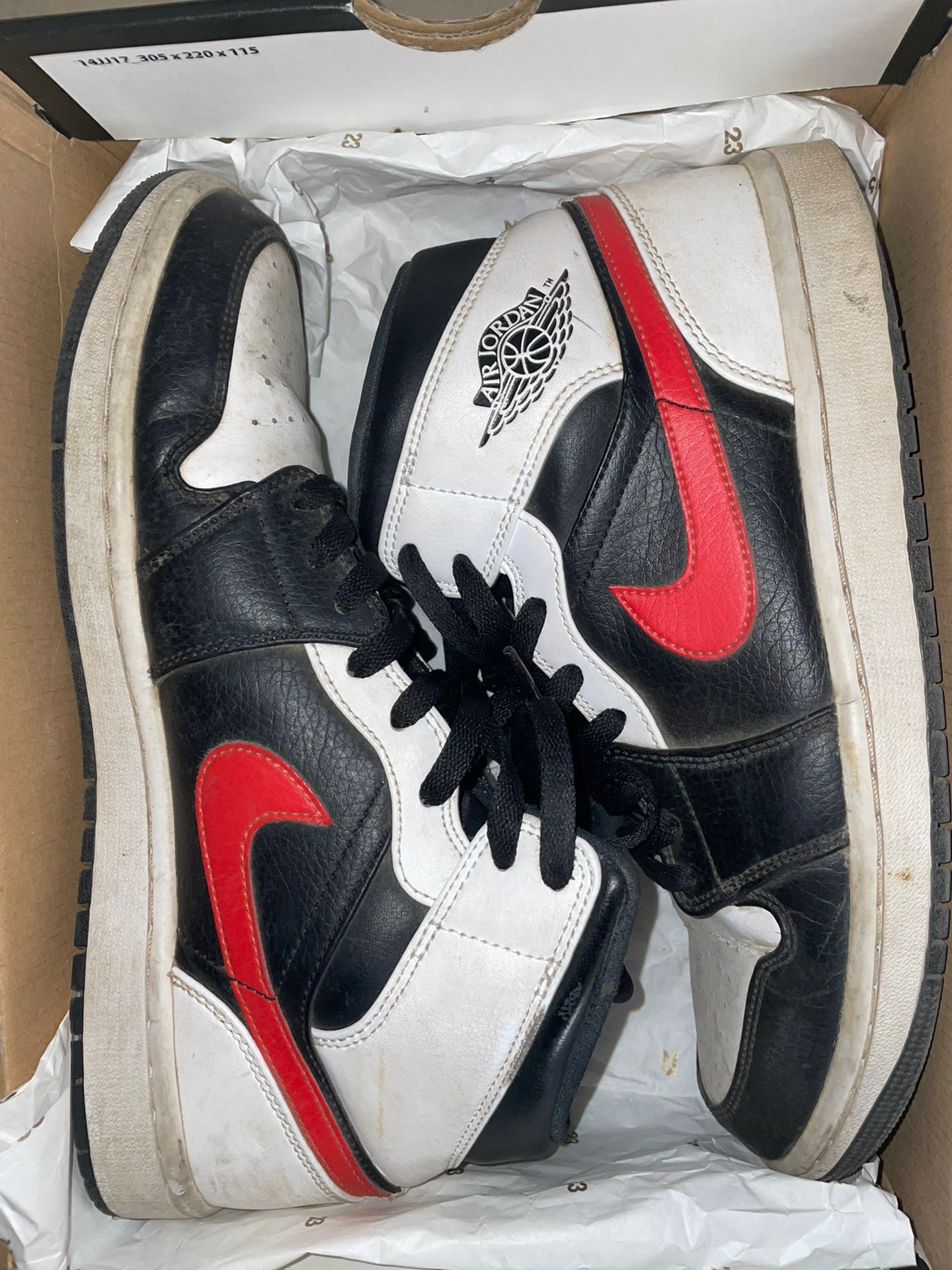 黑白熊猫红勾 说这双鞋好看没人打我吧