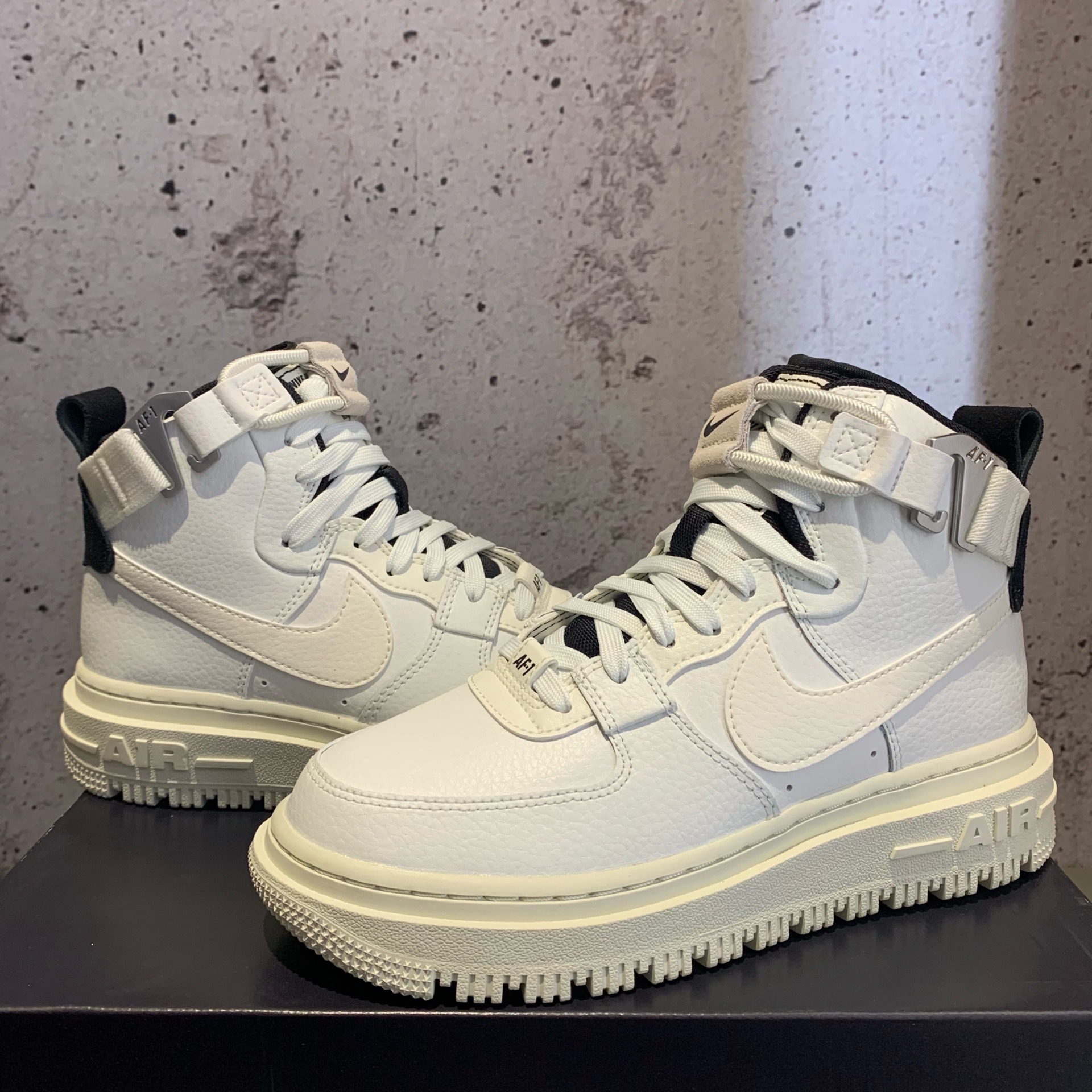 ✨nike"马丁靴"