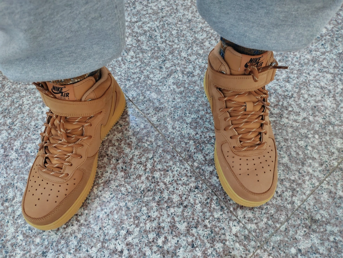 custom review-Nike Air Force 1 Mid '07 'Flax'