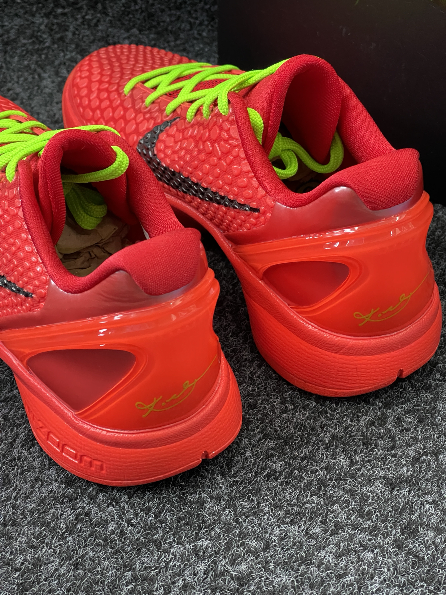 kobe 6 protro "reverse"反转青蜂侠减震防滑耐磨低帮篮球鞋,红色❤