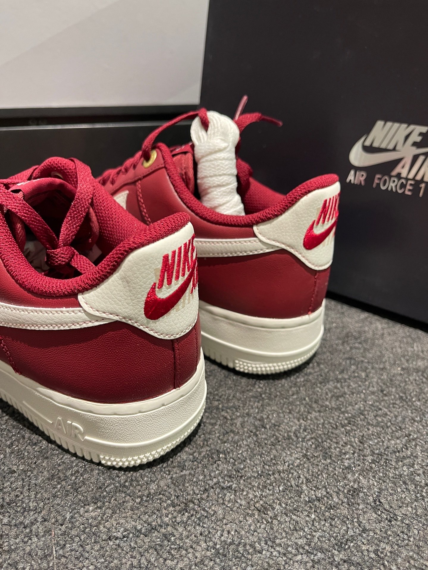 nike air force 1 low|酒红色