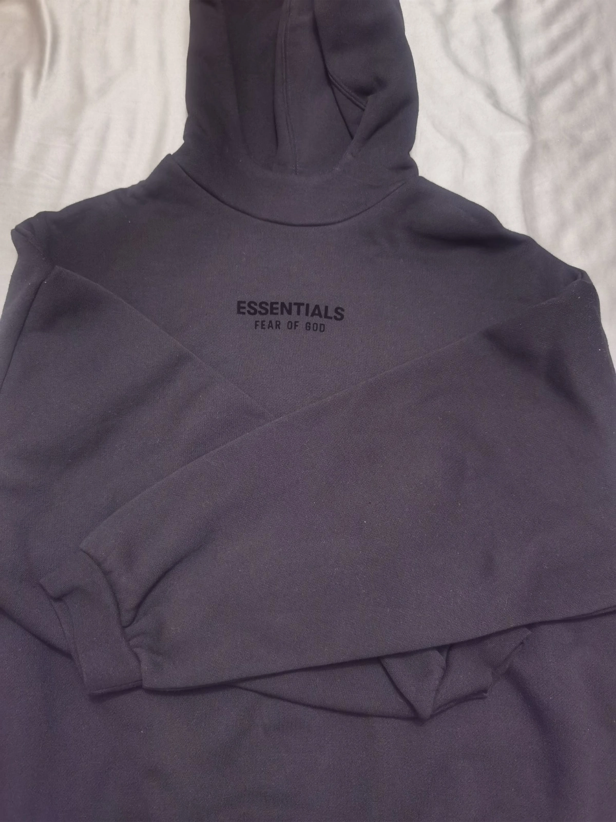 custom review-Fear of God Essentials FW23 Hoodie Jet Black