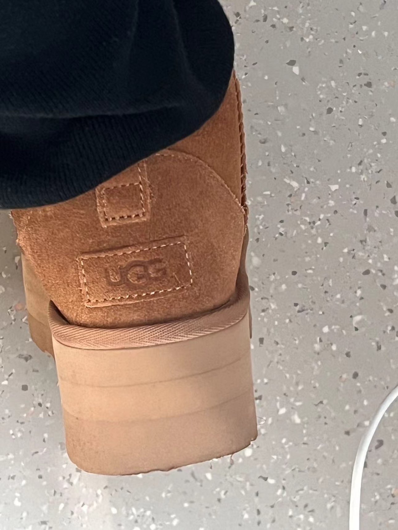 custom review-UGG Classic Ultra Mini Platform Boot Chestnut Women
s