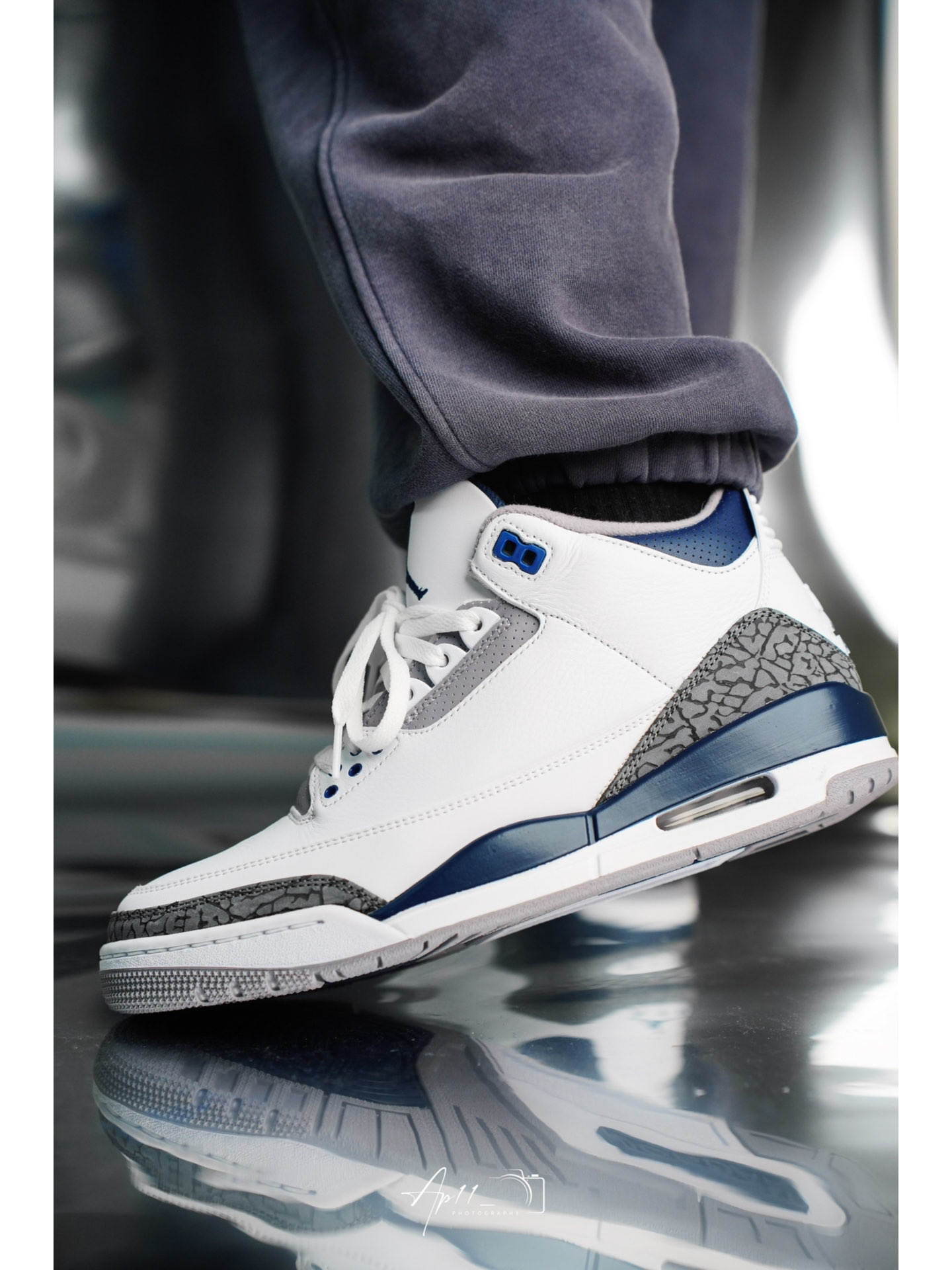 「白水泥」与「午夜蓝」的结合?aj3上脚也太帅咯!