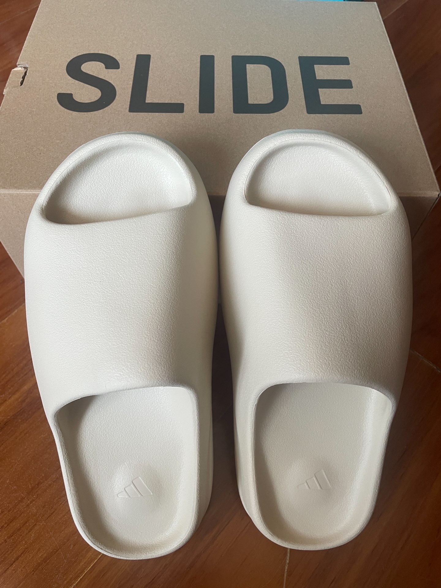 custom review-Adidas Originals Yeezy Slide Bone 2022/2023 Restock