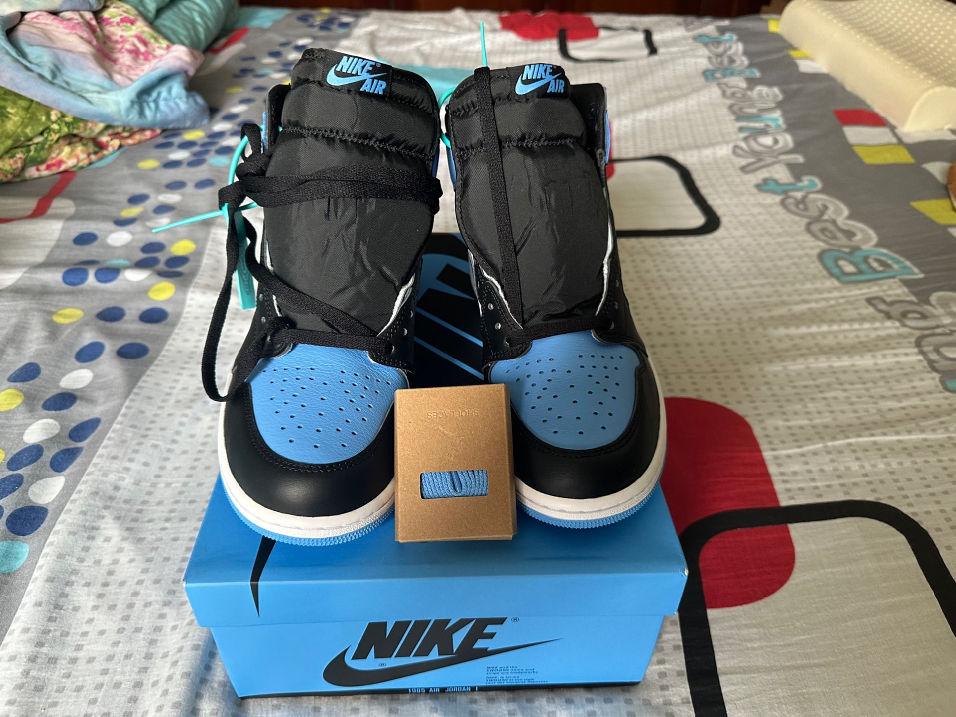 custom review-Air Jordan 5 PE Michigan