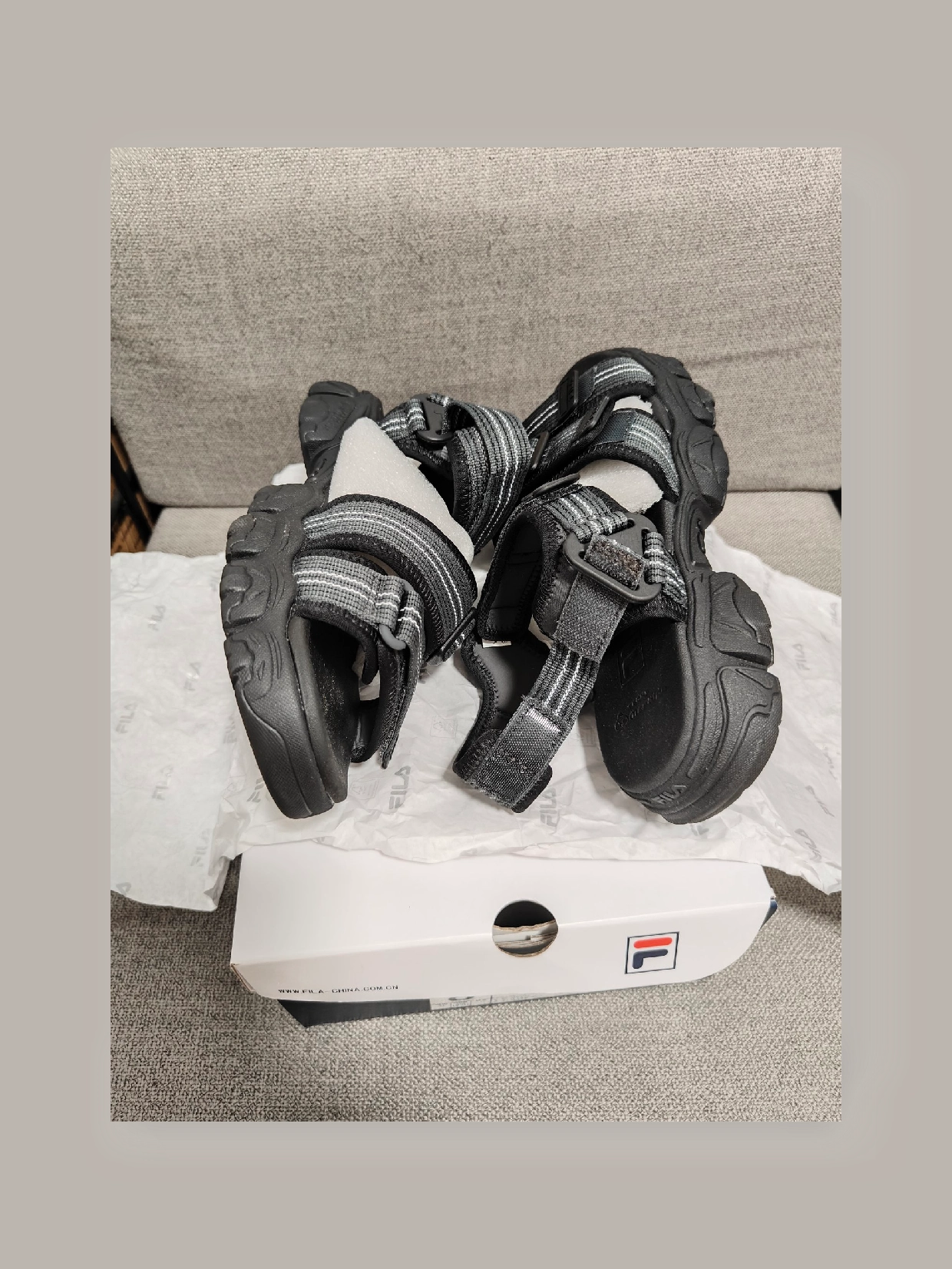 斐乐 运动凉鞋 男款