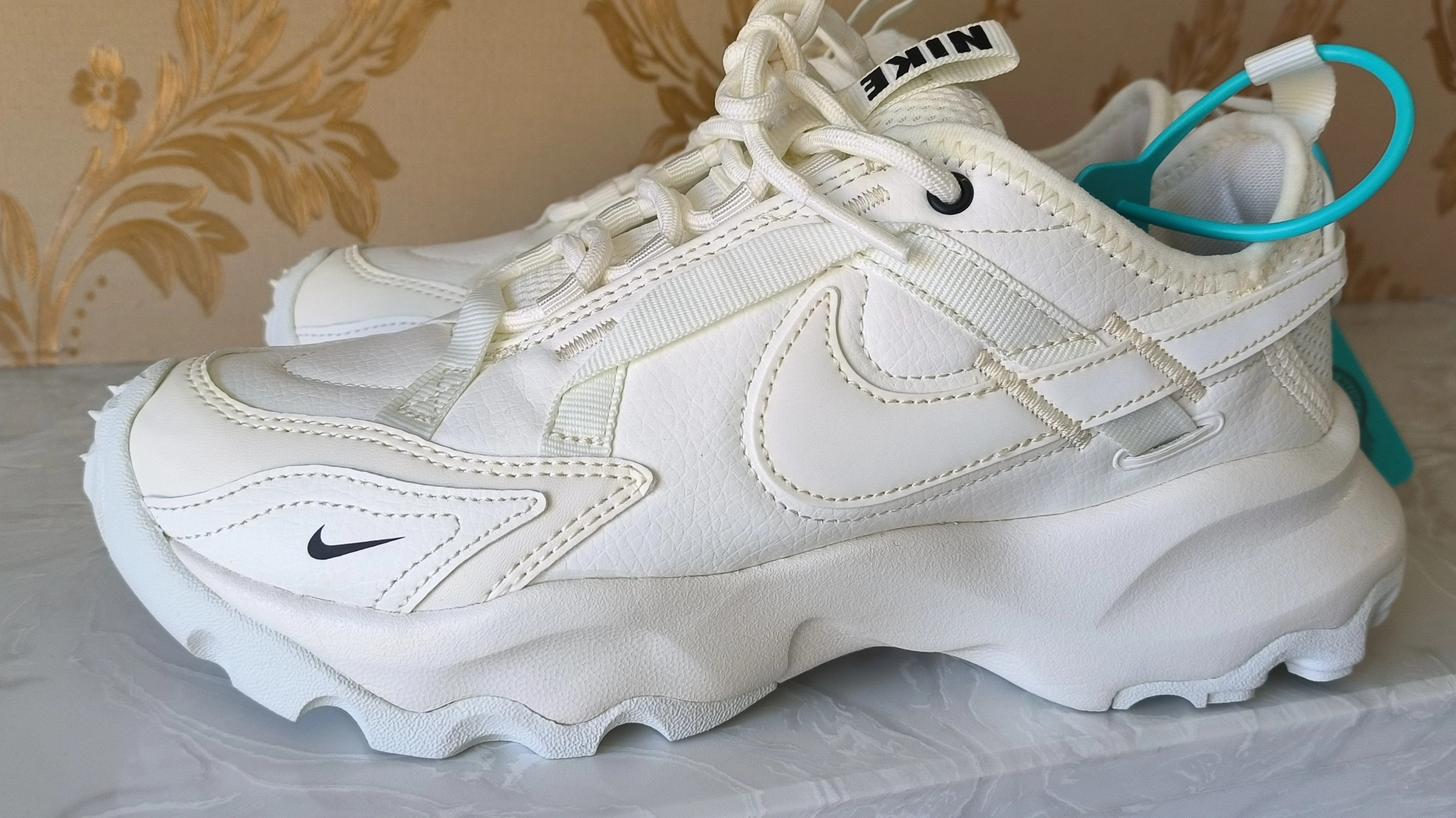 custom review-Nike Tc 7900 Sail Women's