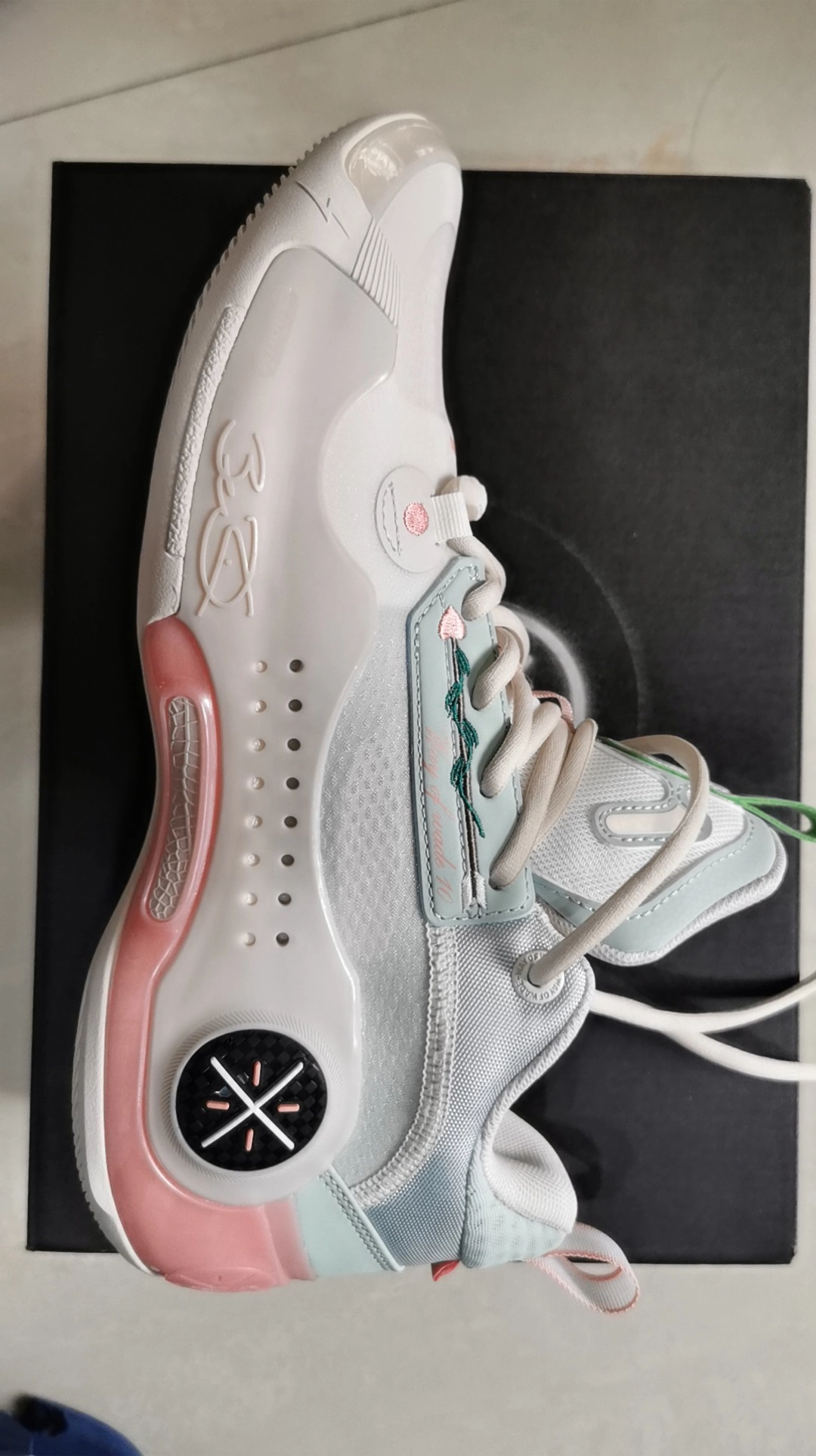 custom review-LINING Way Of Wade 10 Low - Valentine's Day