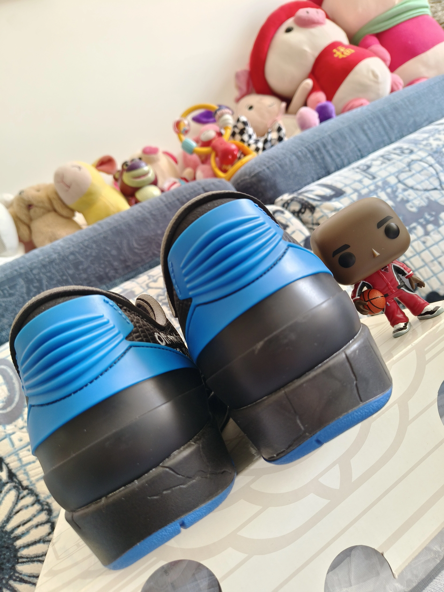 custom review-OFF WHITE X Jordan Air Jordan 2 Retro Low Black And Varsity Royal