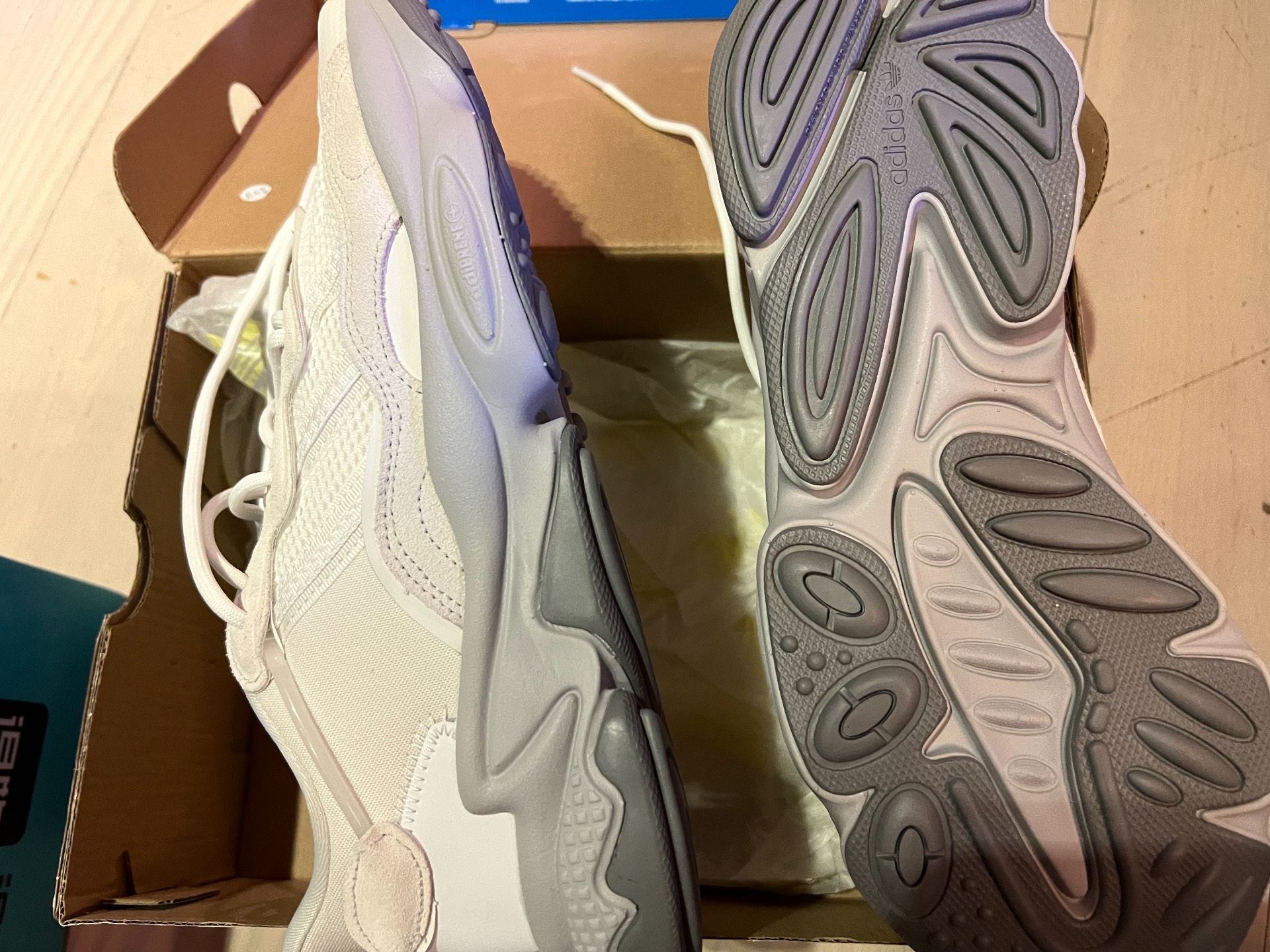 custom review-Adidas Originals Ozweego Slip-resistant Low Top Повседневная обувь Унисекс Серый Белый