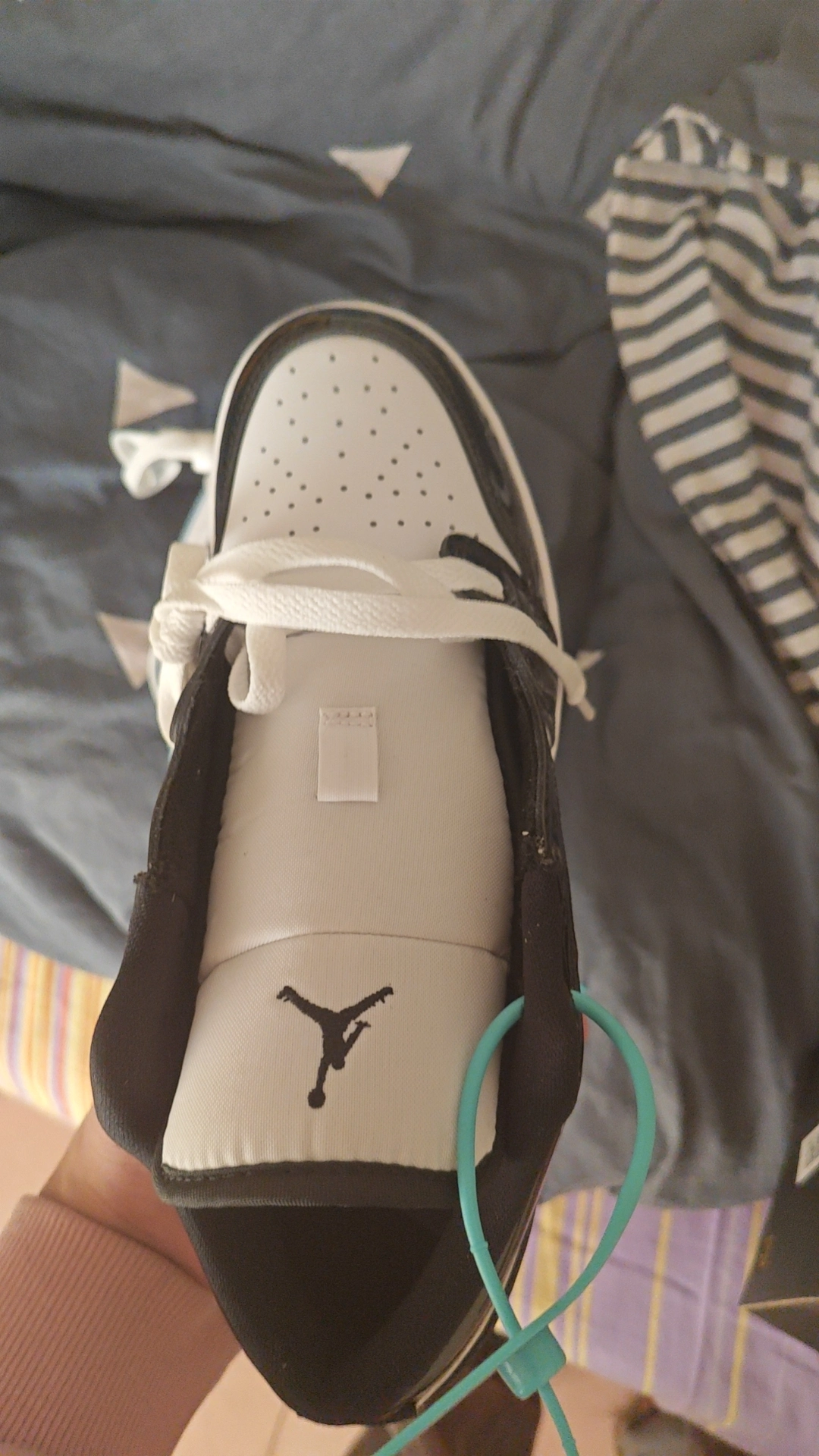 custom review-Jordan Air Jordan 1 Low SE Concord Slip-Resistant Abrasion-Resistant Low Top Детские баскетбольные кроссовки Черный Белый