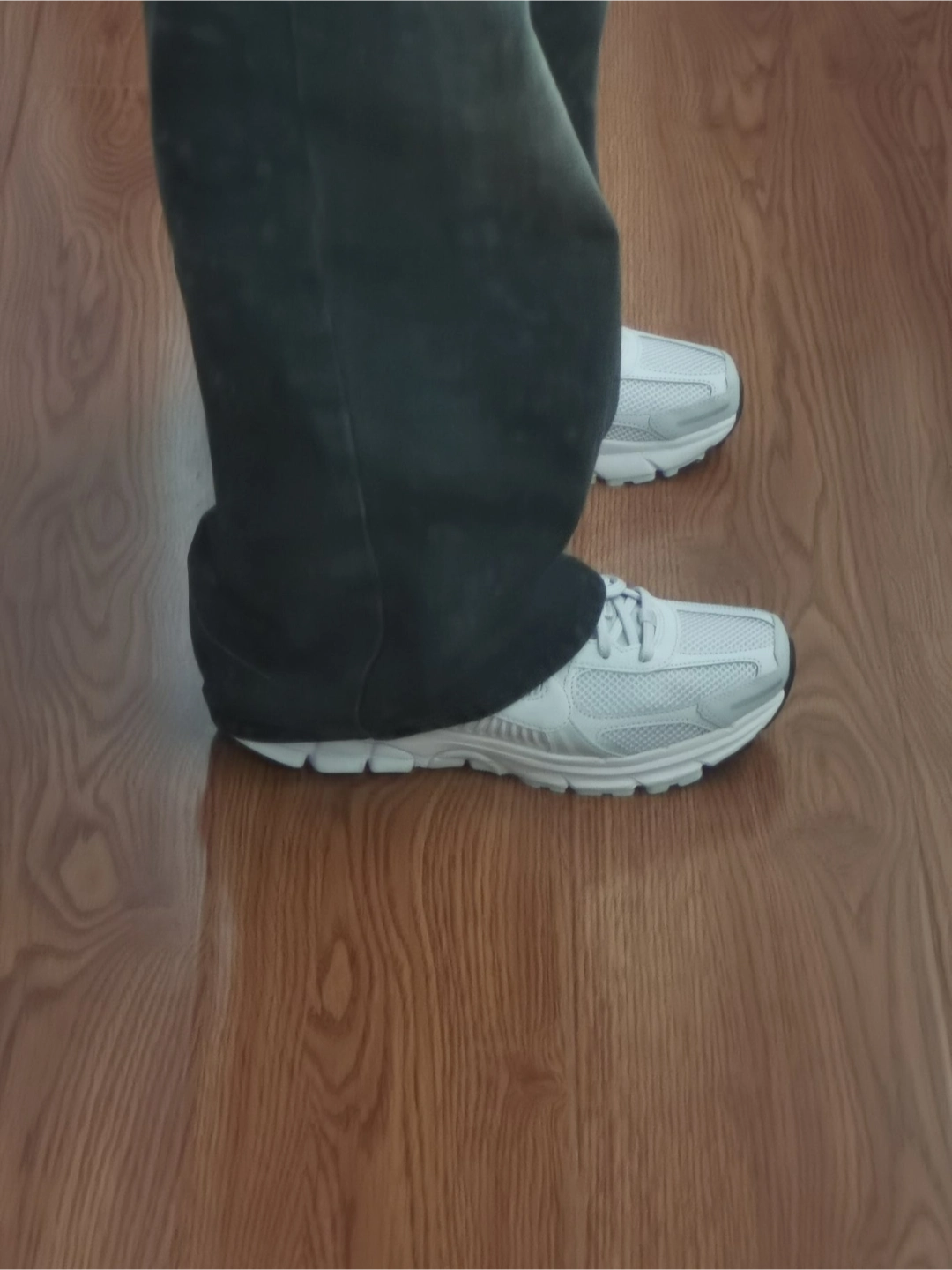 custom review-Nike Air Zoom Vomero 5 Устойчивый к истиранию Низкий Топ Воздушная подушка Повседневная Обувь для тренировок Городская Коммутерская Беговая Обувь Унисекс Серый