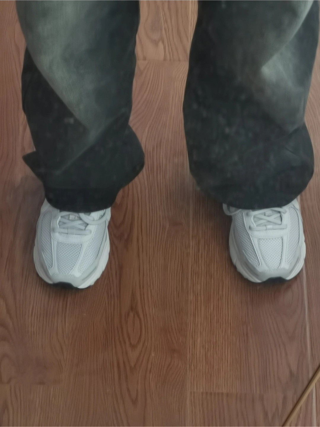 custom review-Nike Air Zoom Vomero 5 Устойчивый к истиранию Низкий Топ Воздушная подушка Повседневная Обувь для тренировок Городская Коммутерская Беговая Обувь Унисекс Серый