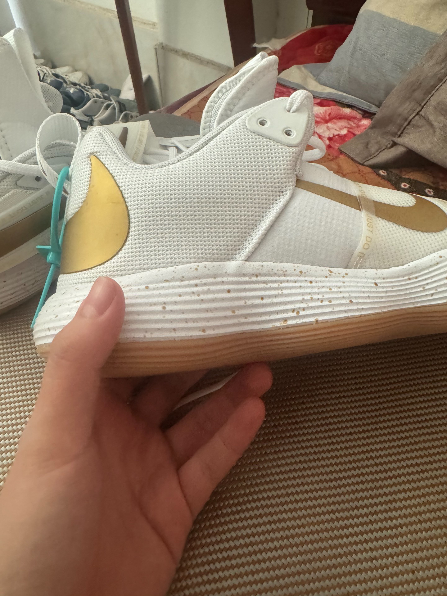 custom review-Nike React HyperSet Low Топ Кроссовки для тренировок Унисекс Белый Золото