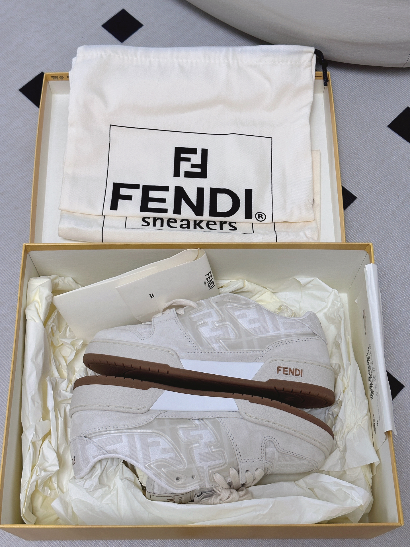 Купить копию сумки - Fendi Europe официальный сайт