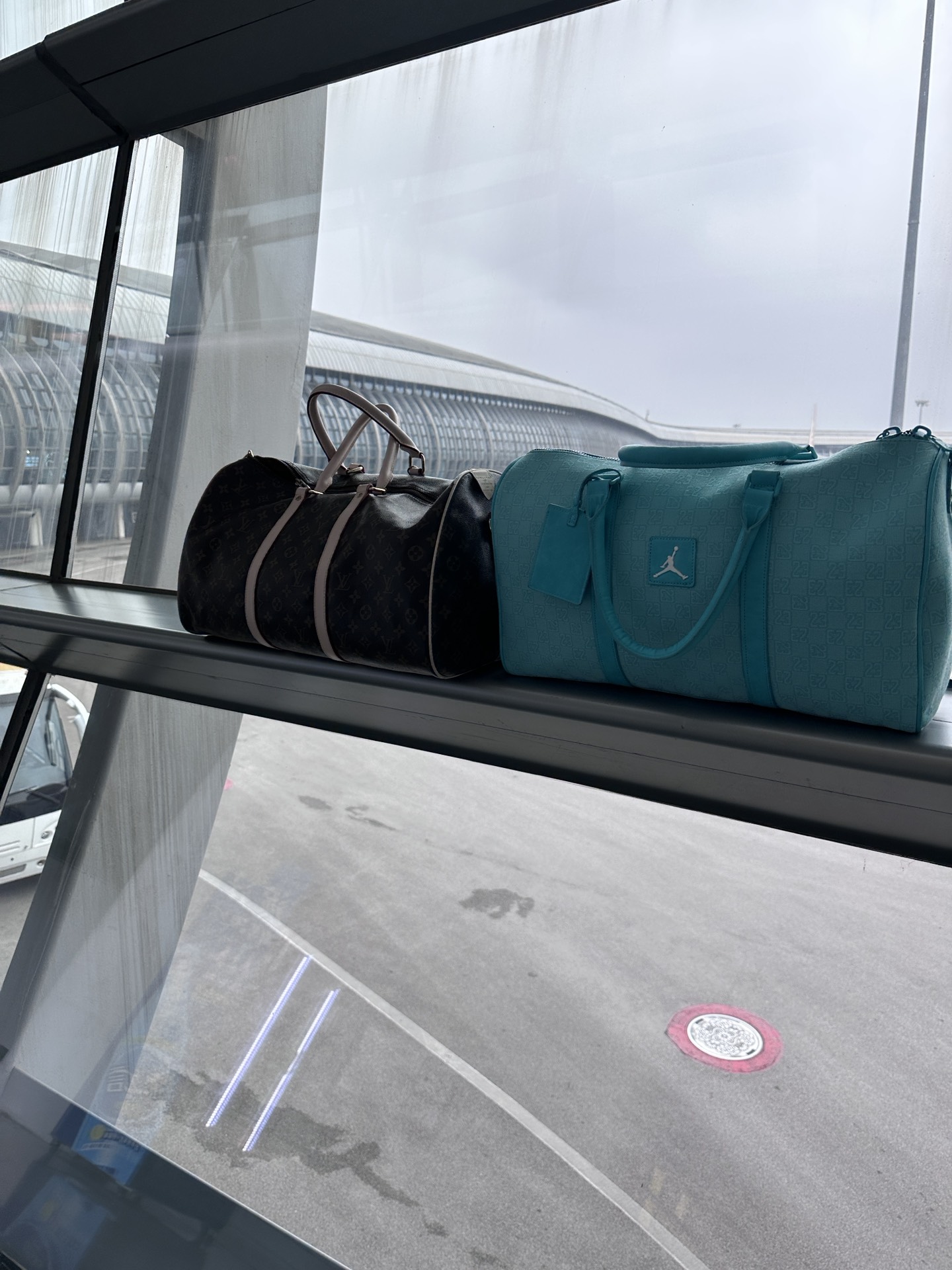 custom review-Джордан Полиэстер Одно плечо Через плечо Спортивный зал Сумка Средняя Унисекс Синий Зеленый Синий