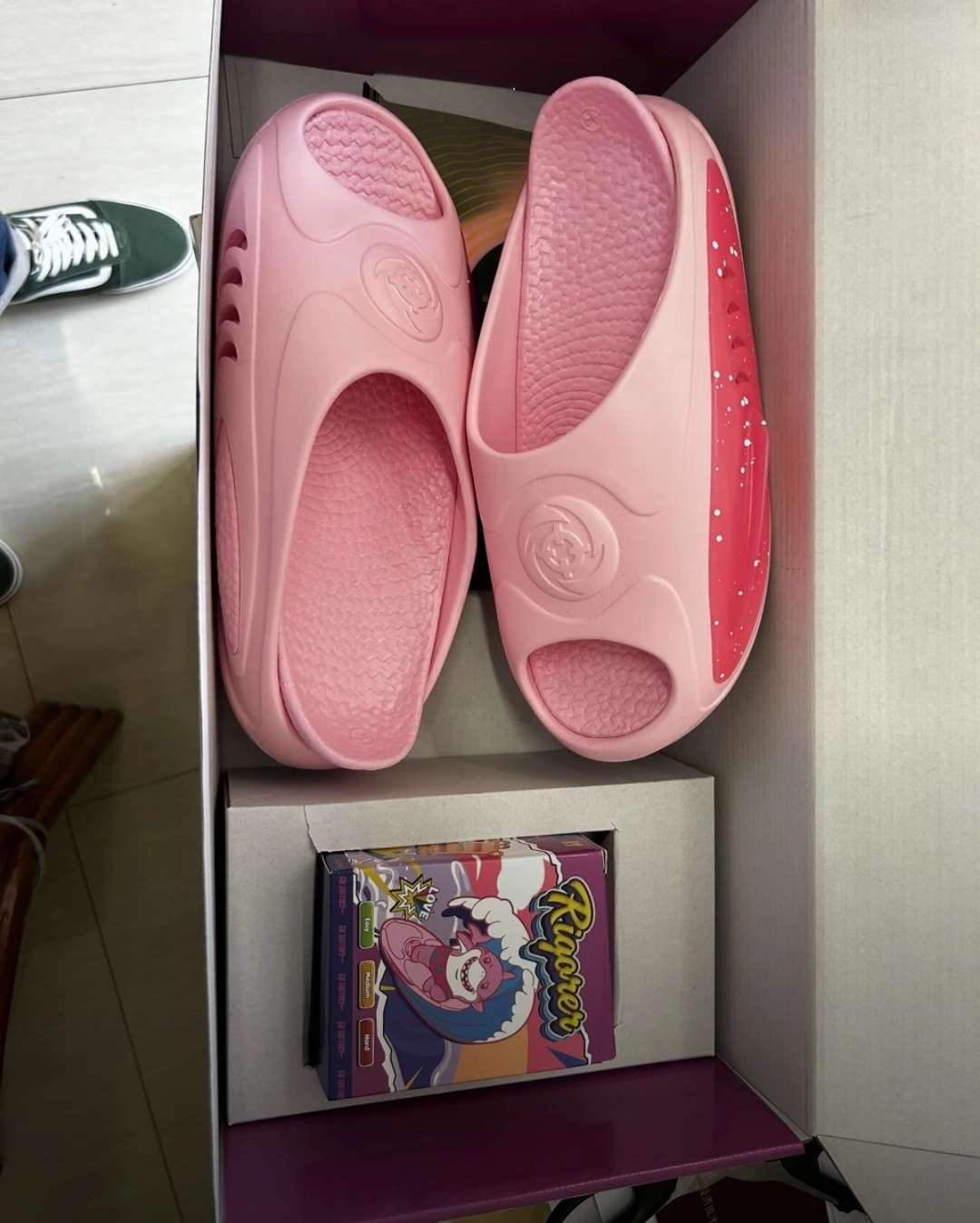 custom review-RIGORER Shark Slip-resistant Odor-resistant Abrasion-resistant Шлепанцы Унисекс Розовый