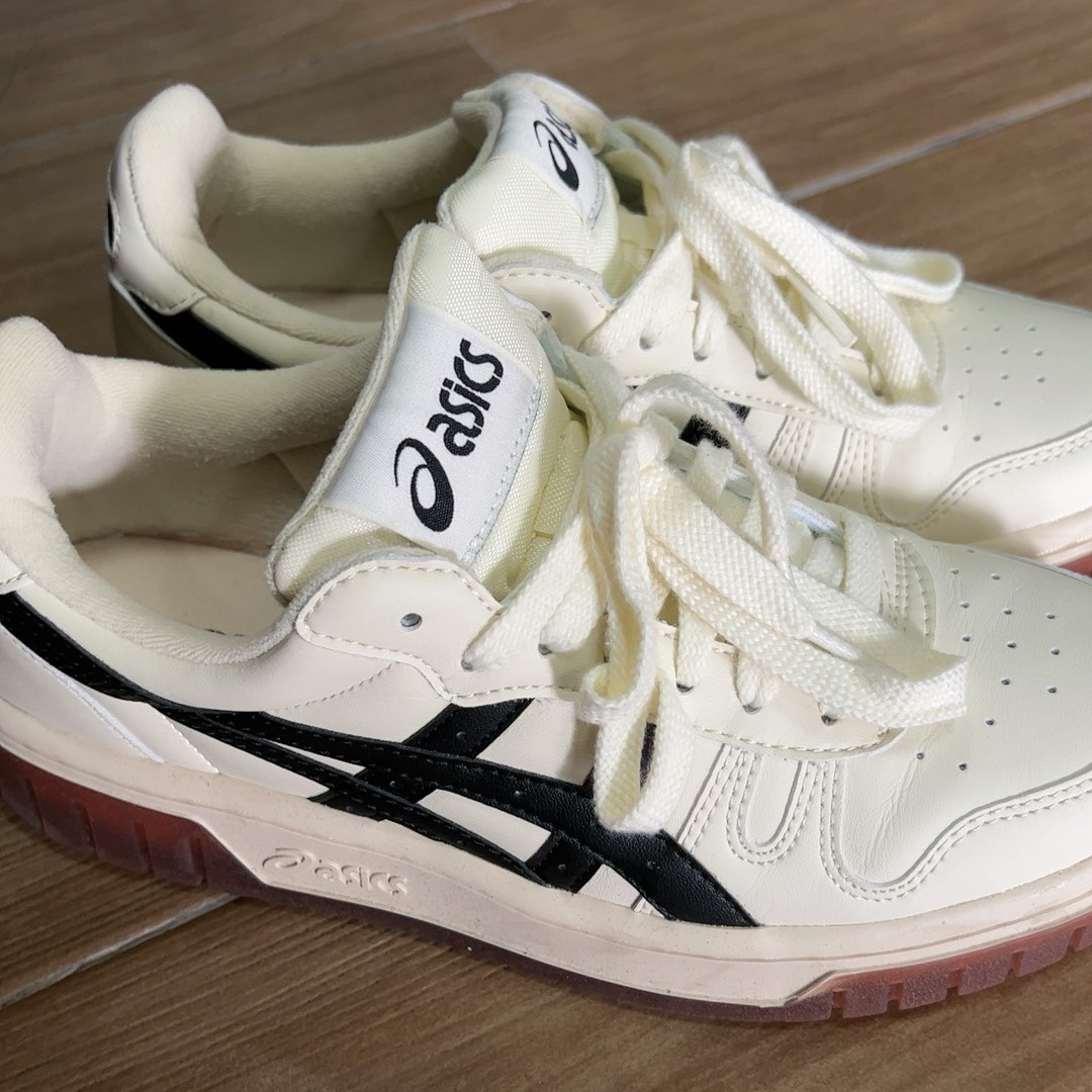 custom review-ASICS Court Mz Cream Black Gum