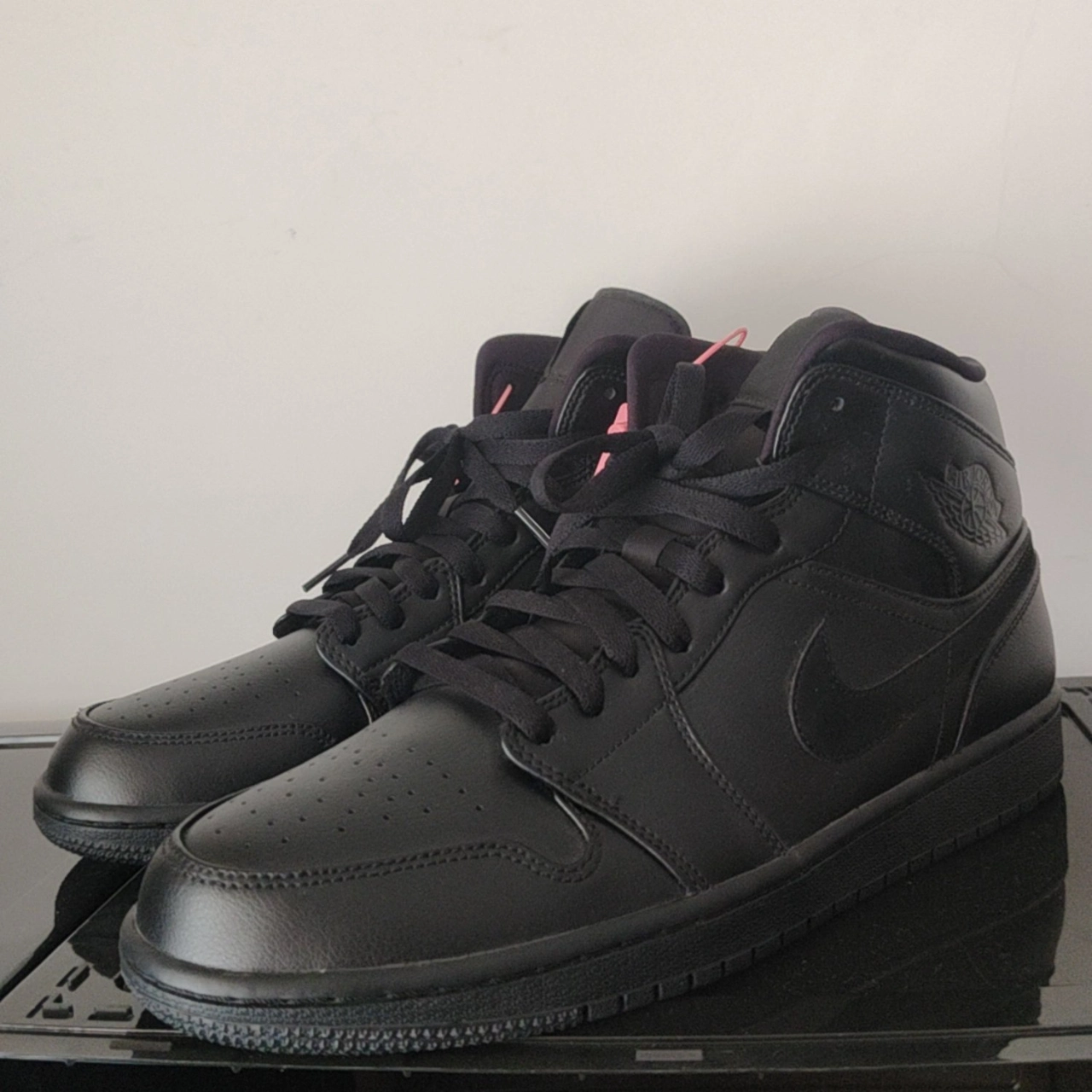 aj1中帮黑武士 纯黑上脚巨帅