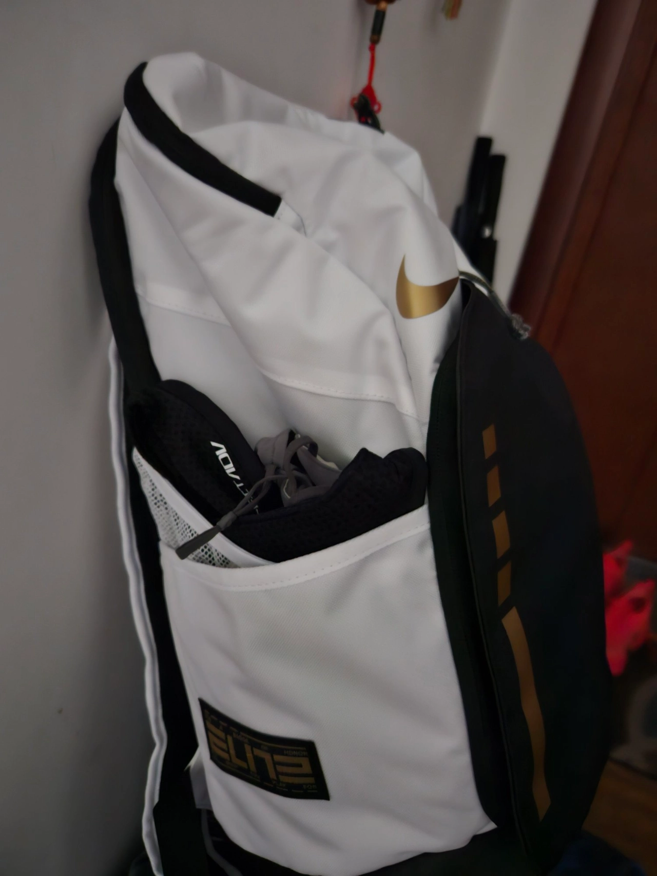 custom review-Nike Hoops Elite 32L Backpack White/Gold/Black