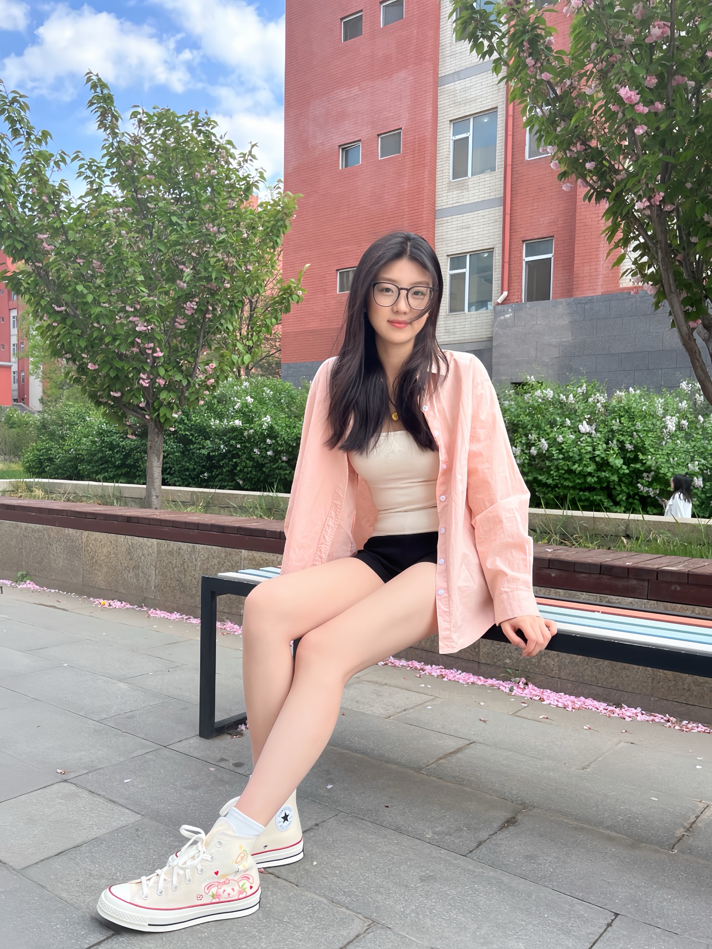 匡威女孩 夏天少不了的一双鞋子!