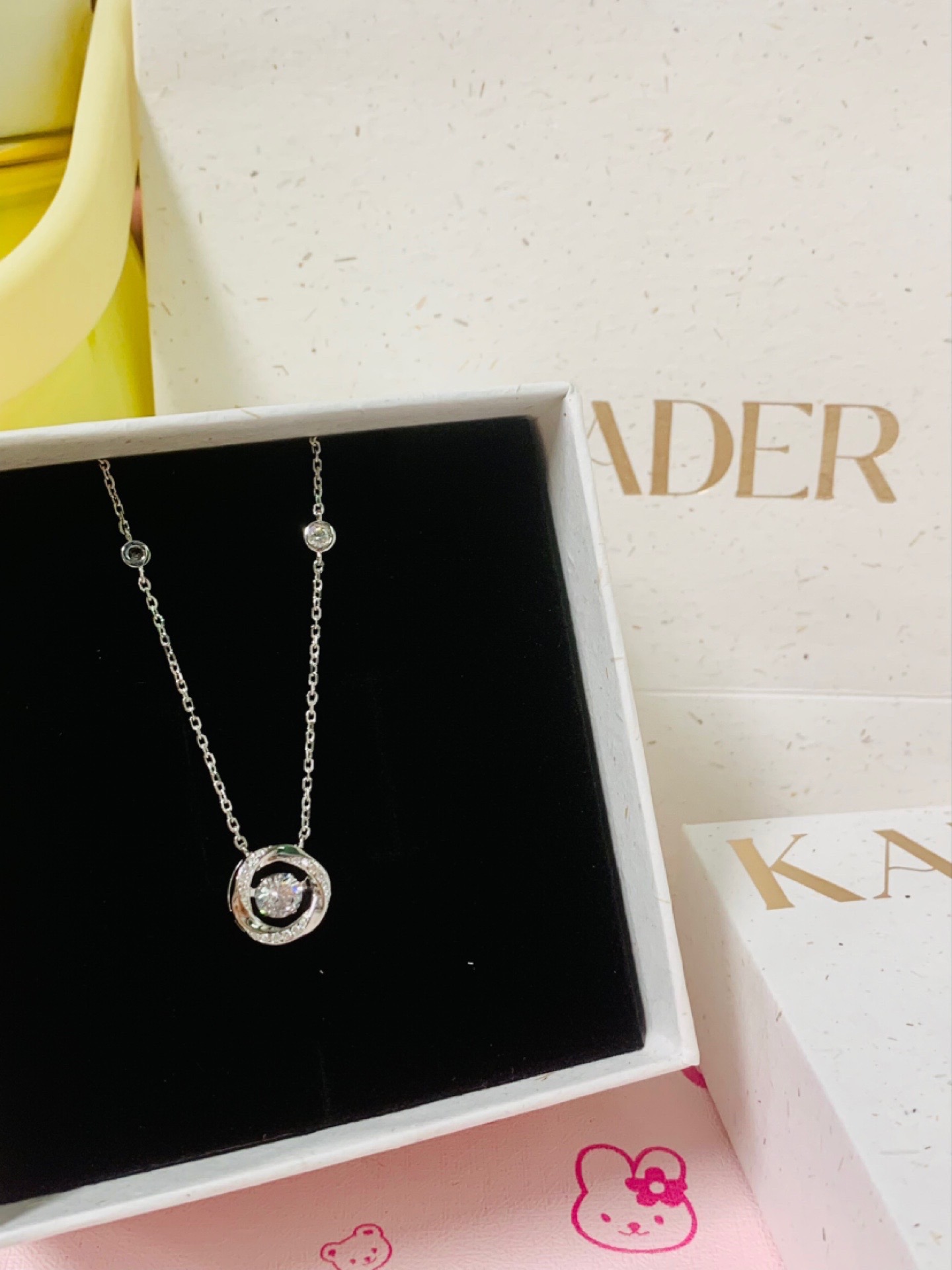 卡蒂罗项链好好看!