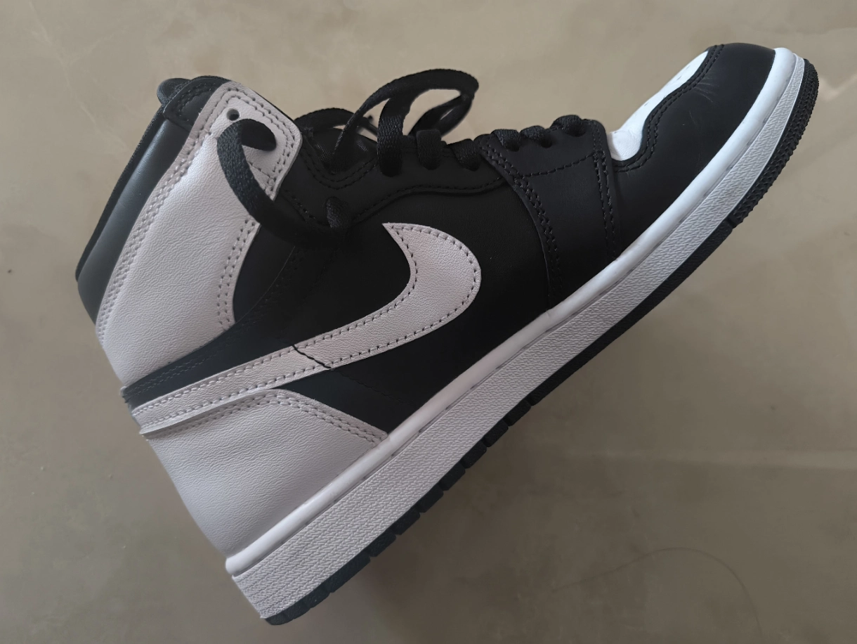 custom review-Jordan Air Jordan 1 High OG 'Черный белый' Высокий топ Винтажные баскетбольные кроссовки Мужской Белый черный