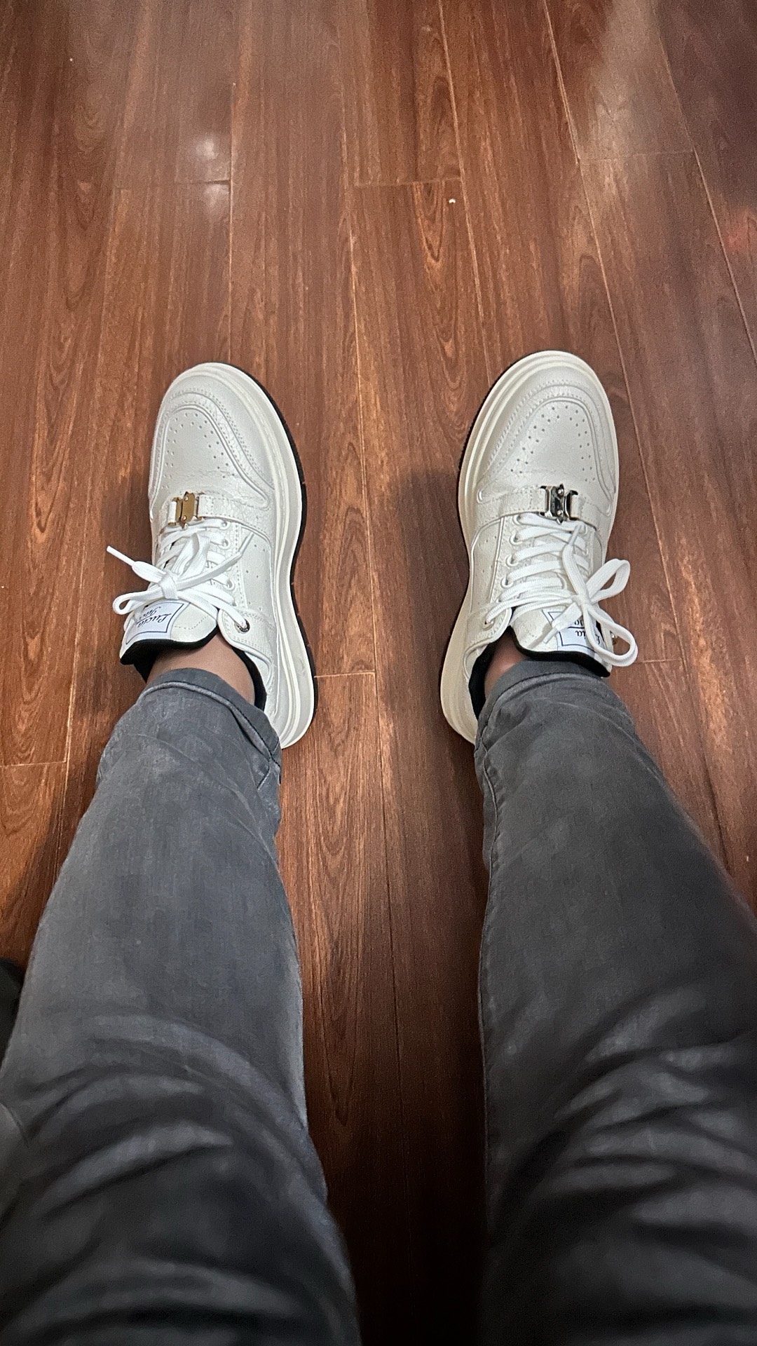 custom review-Lucia Tacci Оригинальный дизайнер