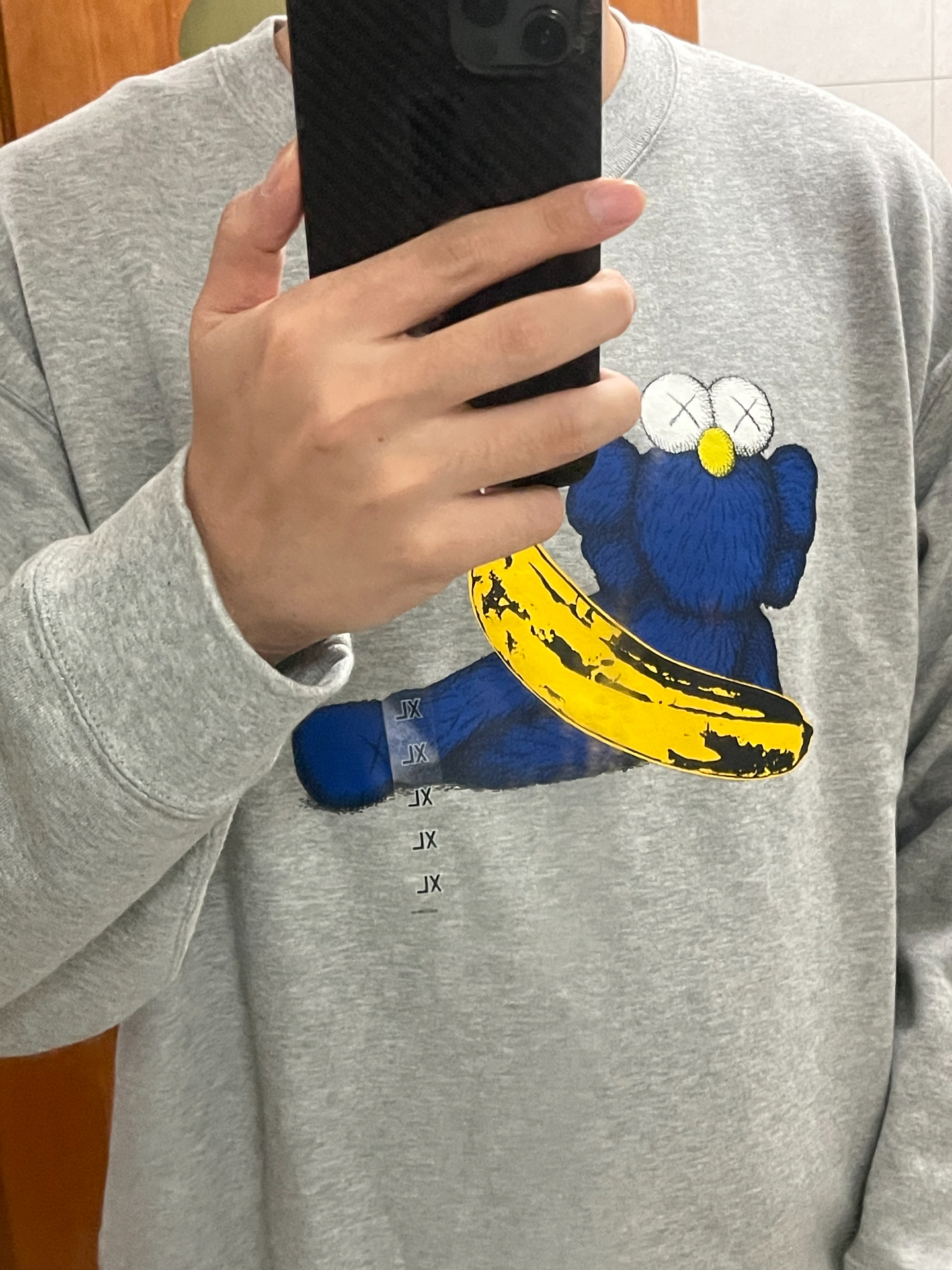 custom review-UNIQLO KAWS x WARHOL Collaboration Серый Унисекс Свитшоты