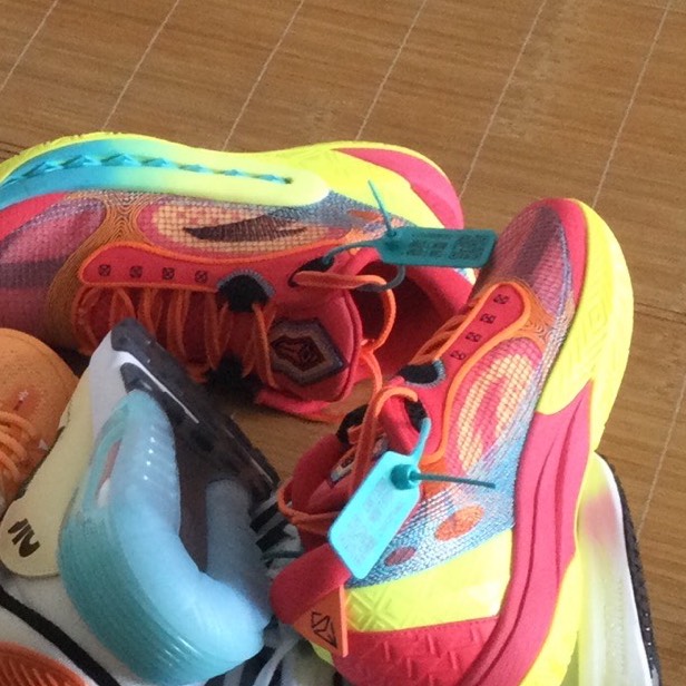 custom review-ANTA Амортизирующие кроссовки Slip-resistant с низким верхом для баскетбола Мужские Красный Желтый