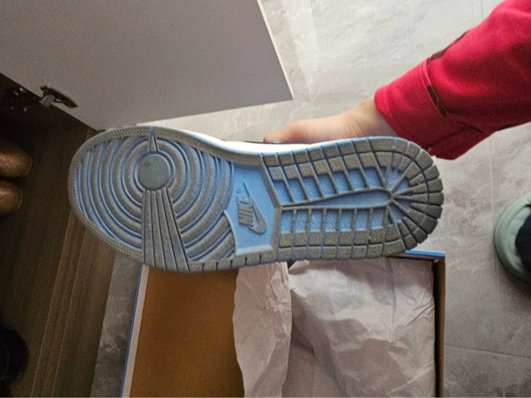 custom review-Jordan 1 Retro High Og Unc Toe