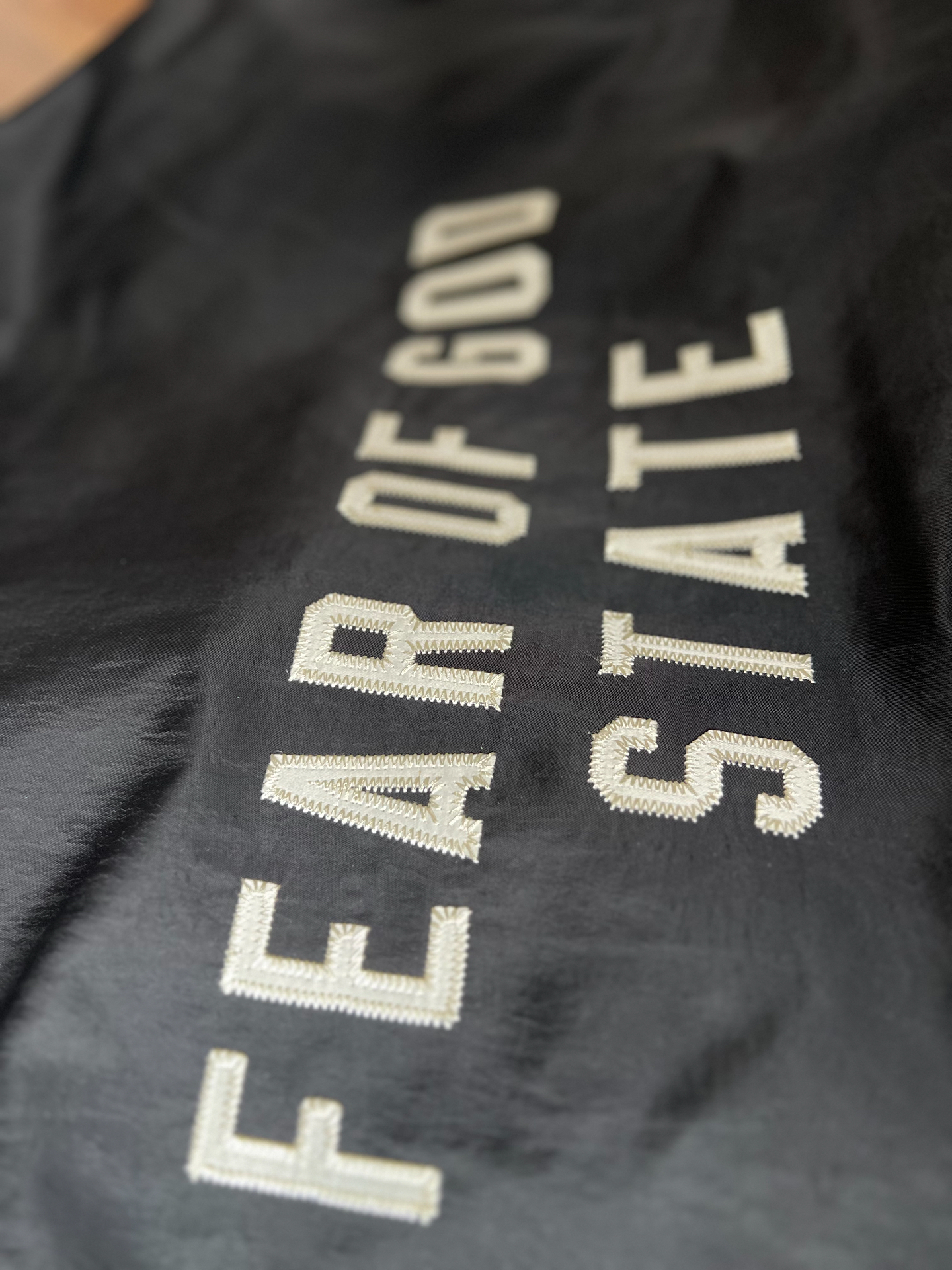 custom review-Fear Of God Essentials Fall24 BACK TO SCHOOL Series Метеоритный Черный Черный Мужские Куртки