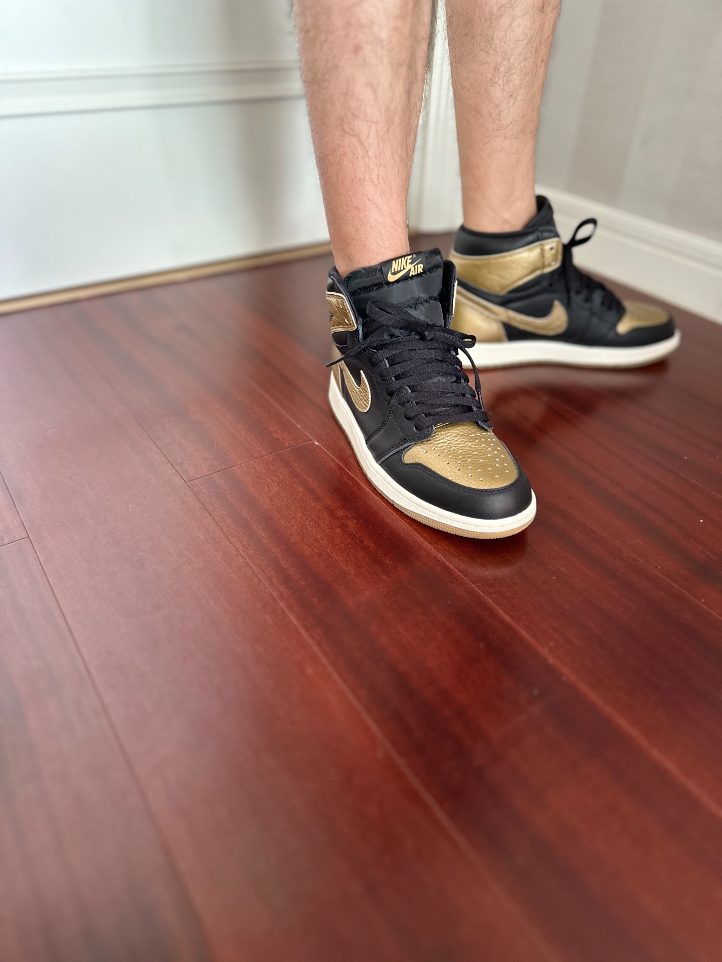 custom review-Jordan Air Jordan 1 High OG 'Металлик Золотой' High Топ Винтажные баскетбольные кроссовки Унисекс Черный Золотой