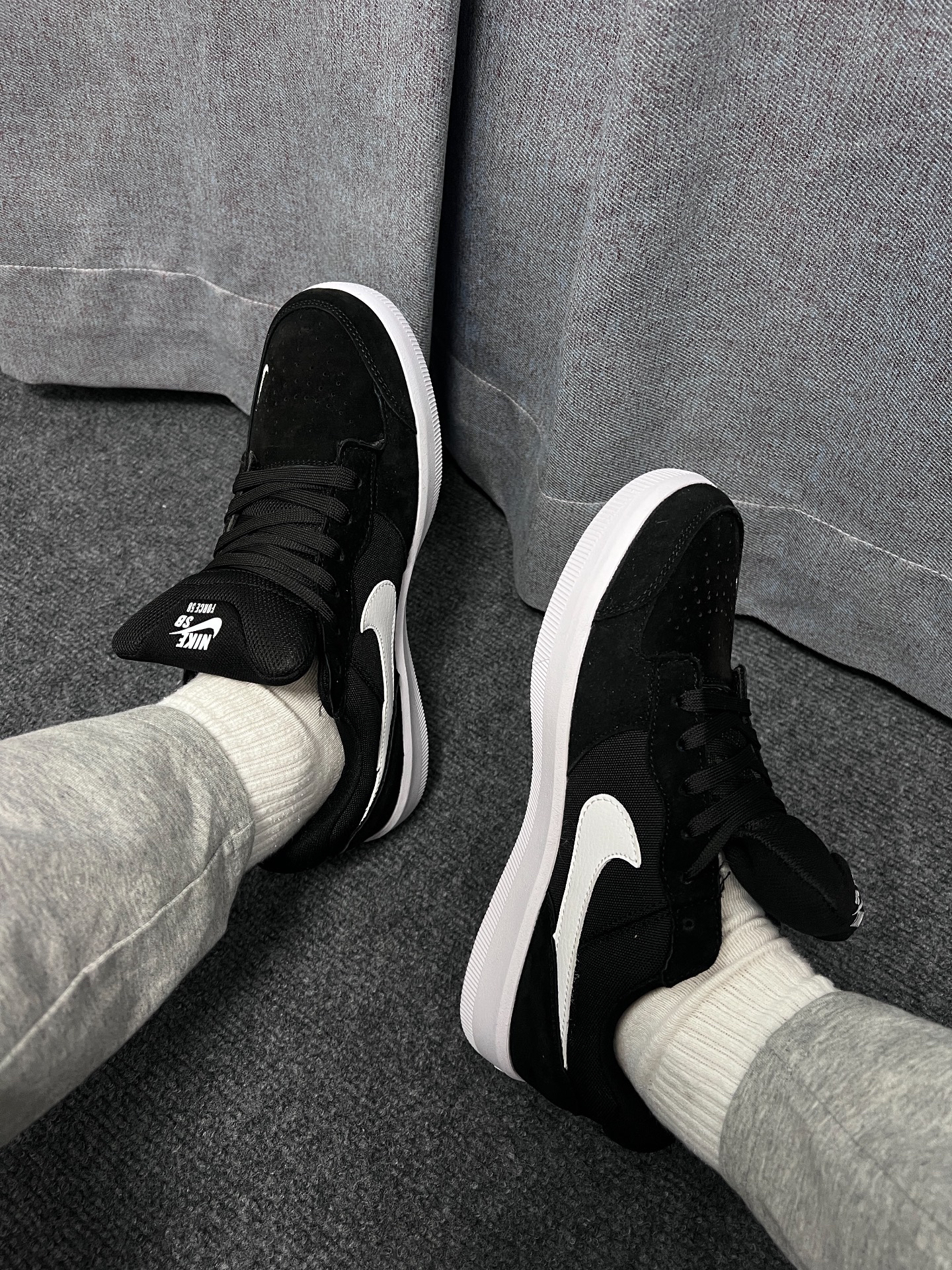 经典nike sb系列黑白板鞋!