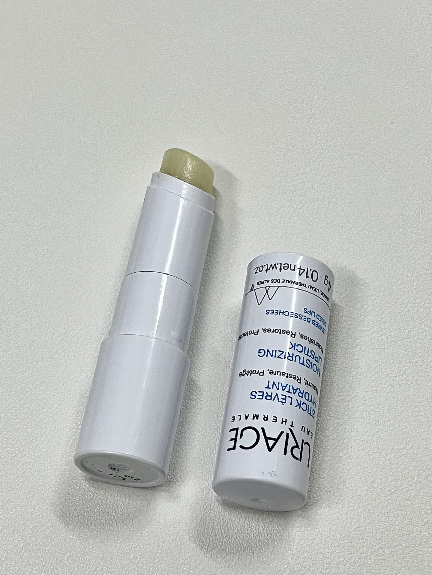 依泉唇膏孕妇可以用吗(依泉唇膏孕妇可以用吗女性)