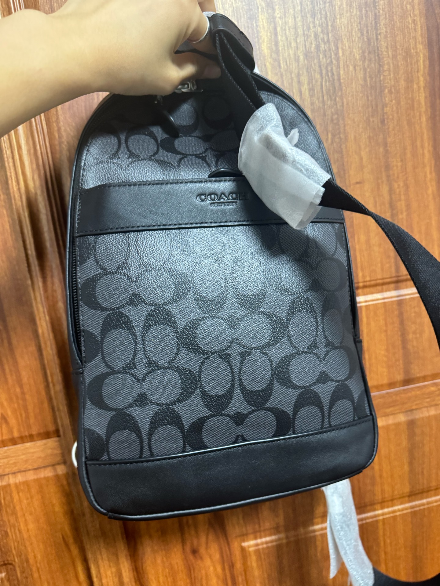 custom review-COACH Charles ПВХ Сумка через плечо Sling Сумка Маленькая Мужская Черная Серый