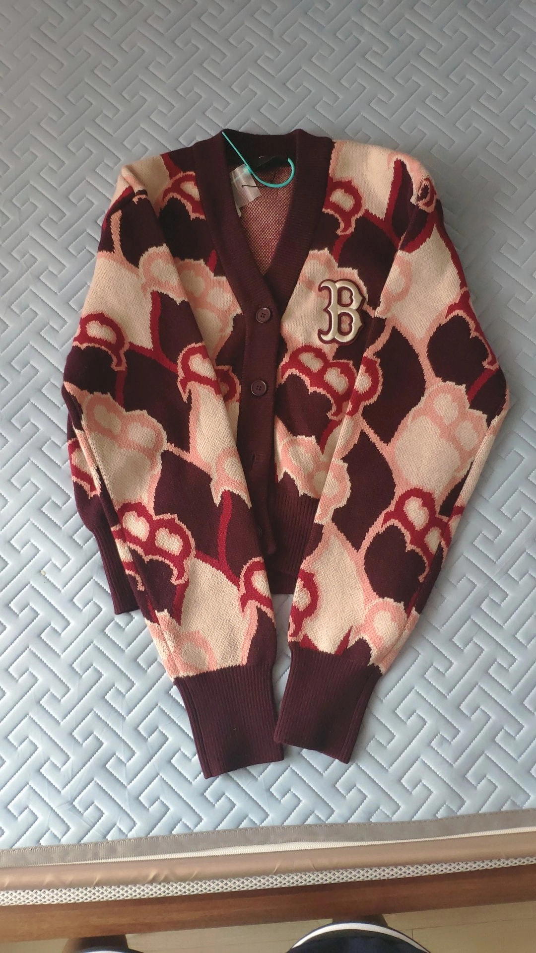 custom review-MLB Old Flower Бургундский Женские Кашемировые Свитеры