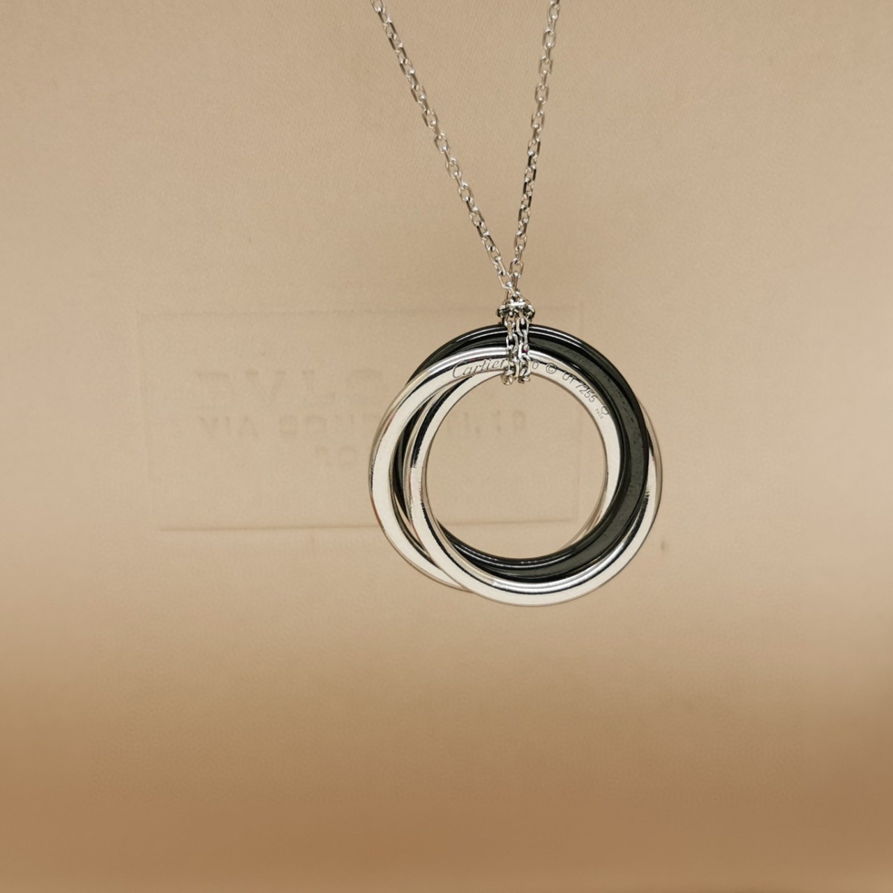 正品卡地亚trinity18k白金三环黑陶瓷女士钻石项链