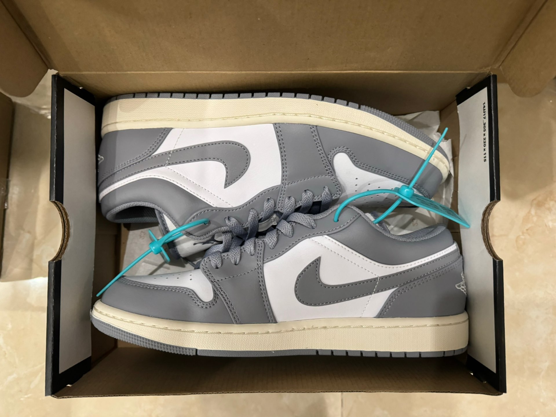 custom review-Jordan Air Jordan 1 Stealth And White Противоскользящий Низкий Топ Винтажные Баскетбольные Кроссовки Мужские Серый Белый