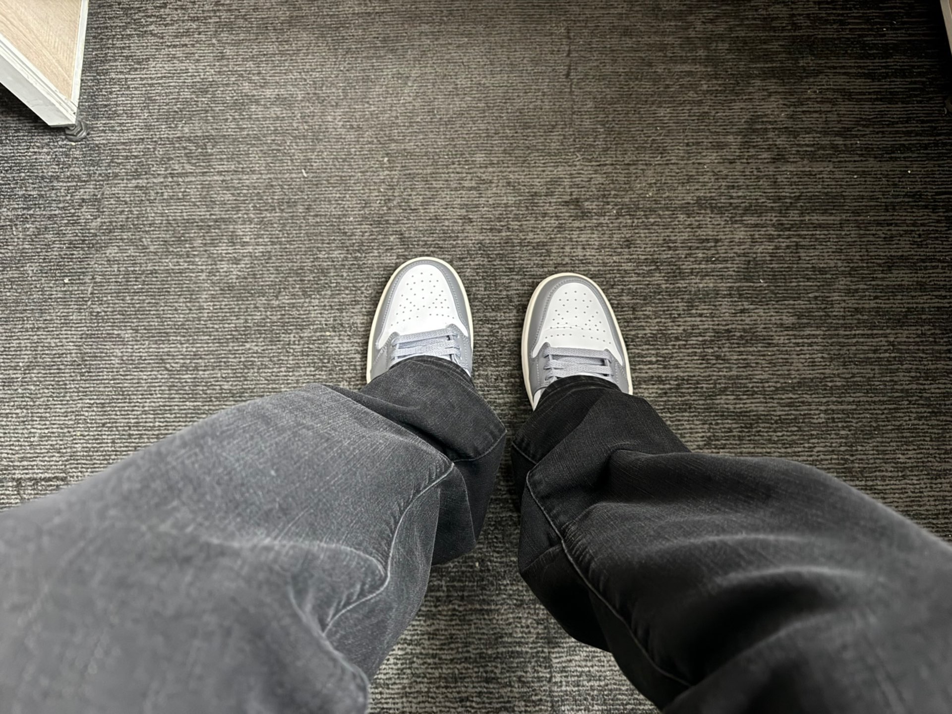 custom review-Jordan Air Jordan 1 Stealth And White Противоскользящий Низкий Топ Винтажные Баскетбольные Кроссовки Мужские Серый Белый