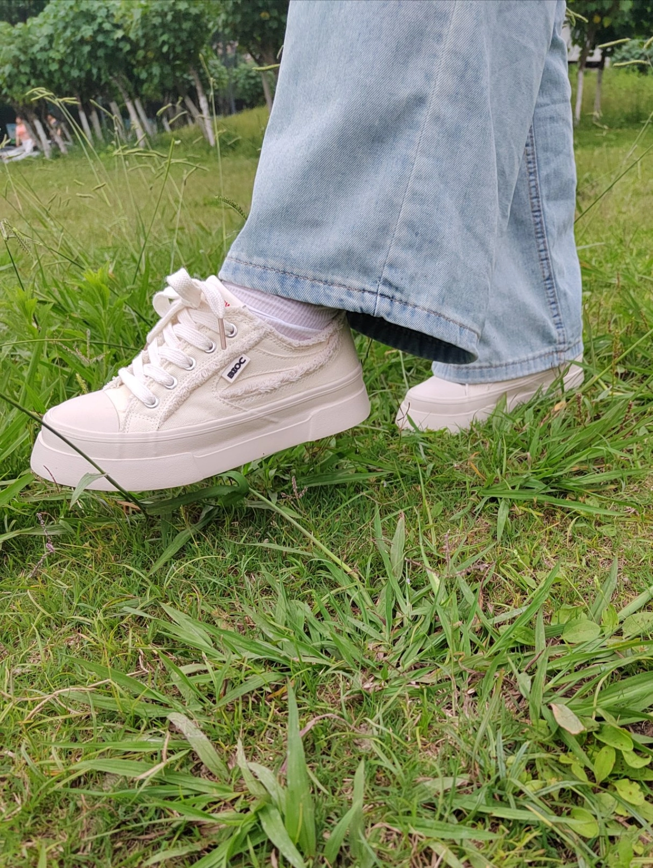 板鞋散步去啦 🏃🏃
