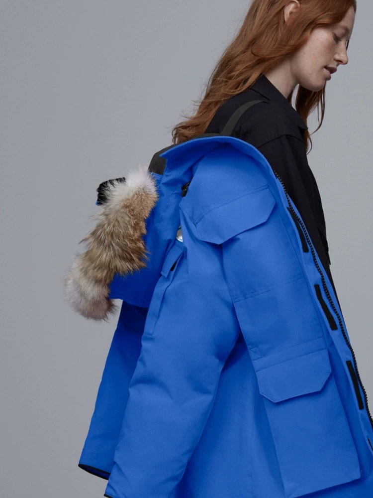 加拿大鹅羽绒服 #加拿大鹅