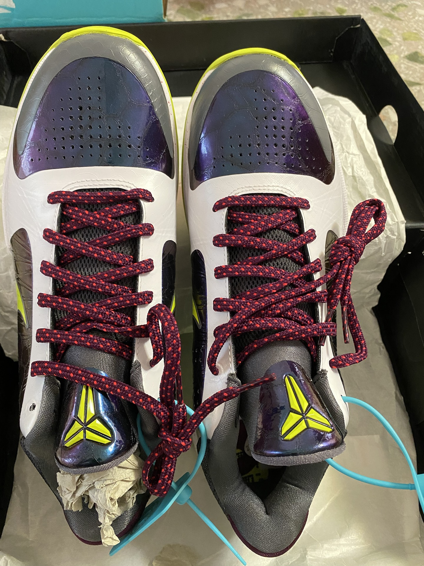 科比5小丑复刻版收到了