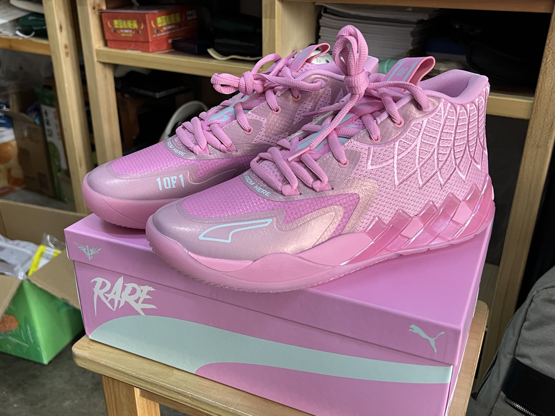custom review-PUMA LaMelo Ball MB.01 Iridescent