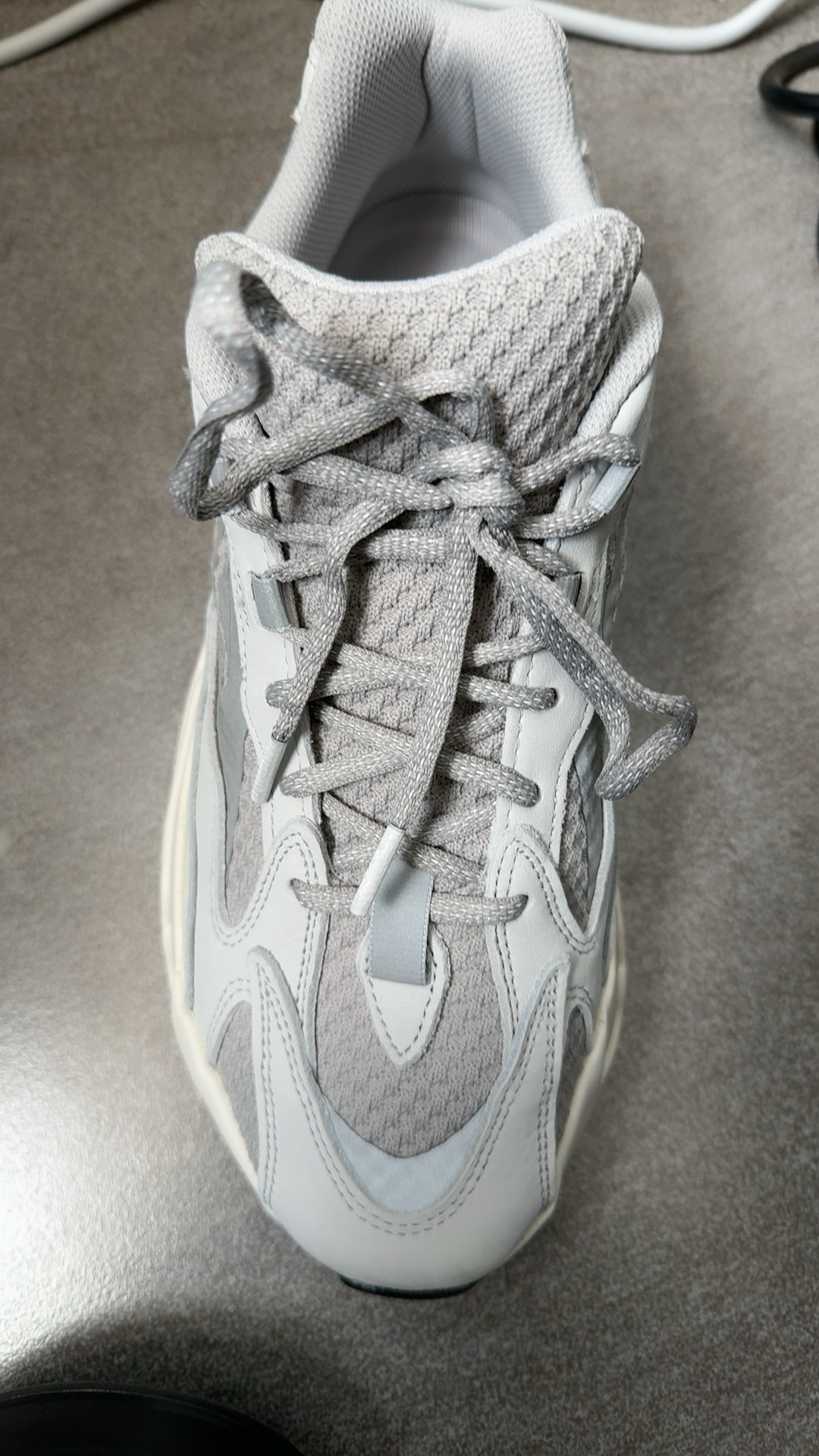 custom review-Adidas Originals Yeezy Boost 700 V2 Серый Белый 'Static' Низкий Топ Толстая Подошва Кроссовки Унисекс 2022 Edition