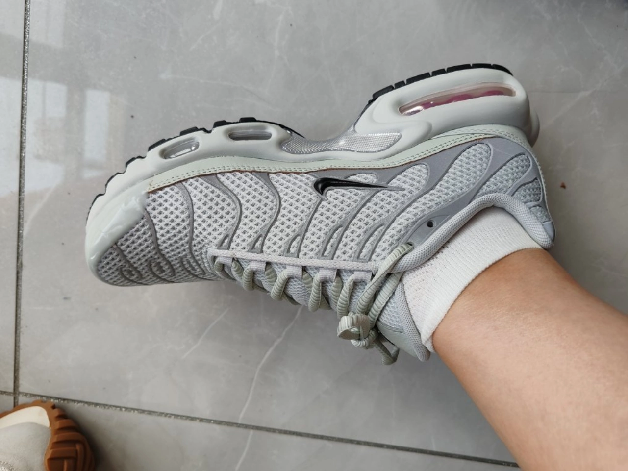 custom review-Nike Air Max Plus Low Top Casual Women's Gray Найк Эйр Макс Плюс Ло Топ Кежуал Женский Серый