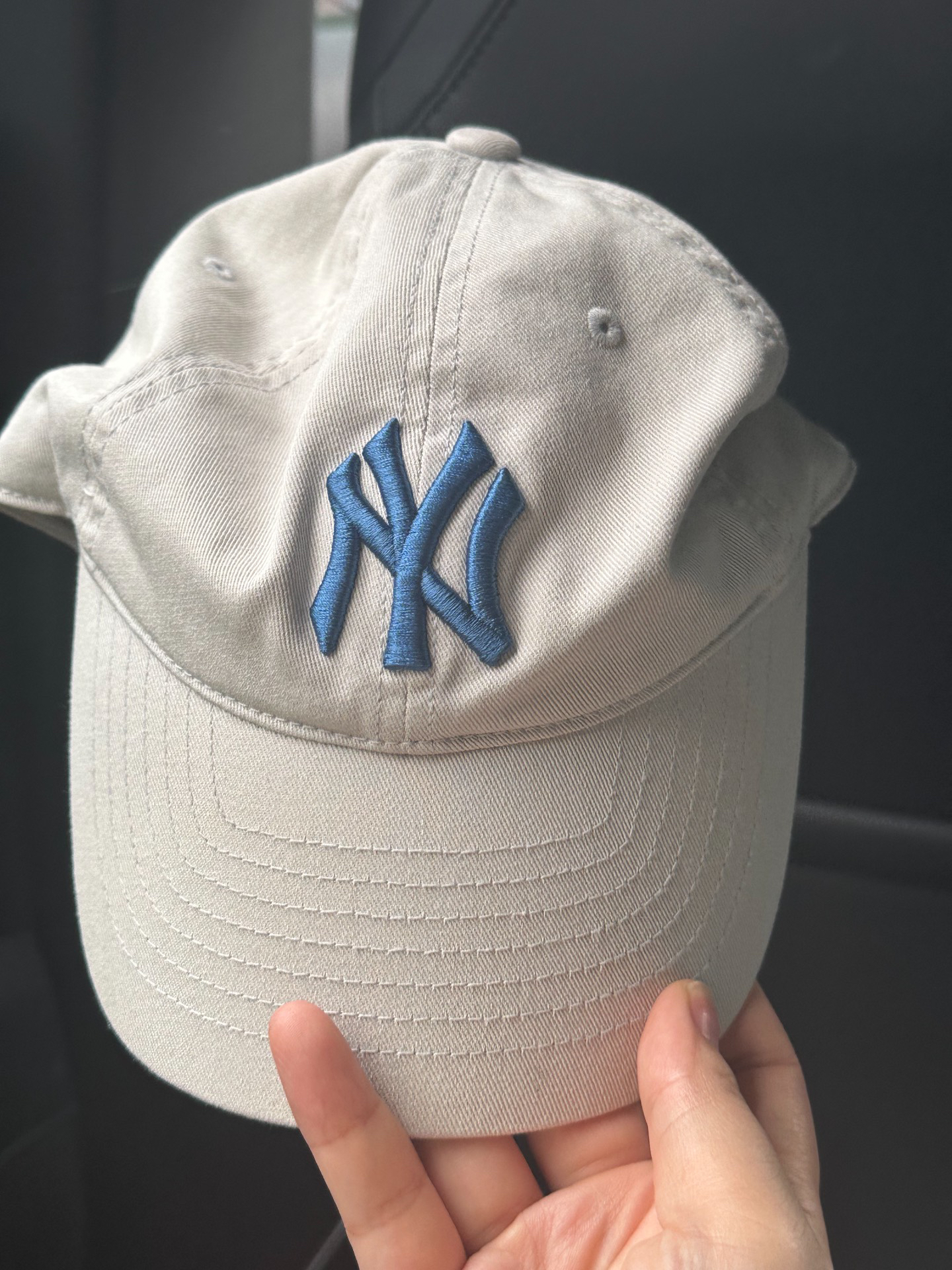 mlb的帽型真的好好啊,随手拍的妹妹的帽子