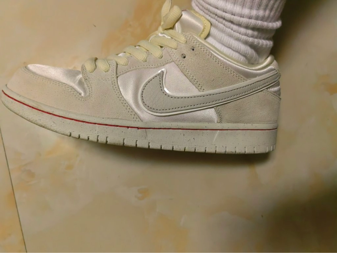 custom review-Nike SB Dunk Low 'City Of Love' Light Bone